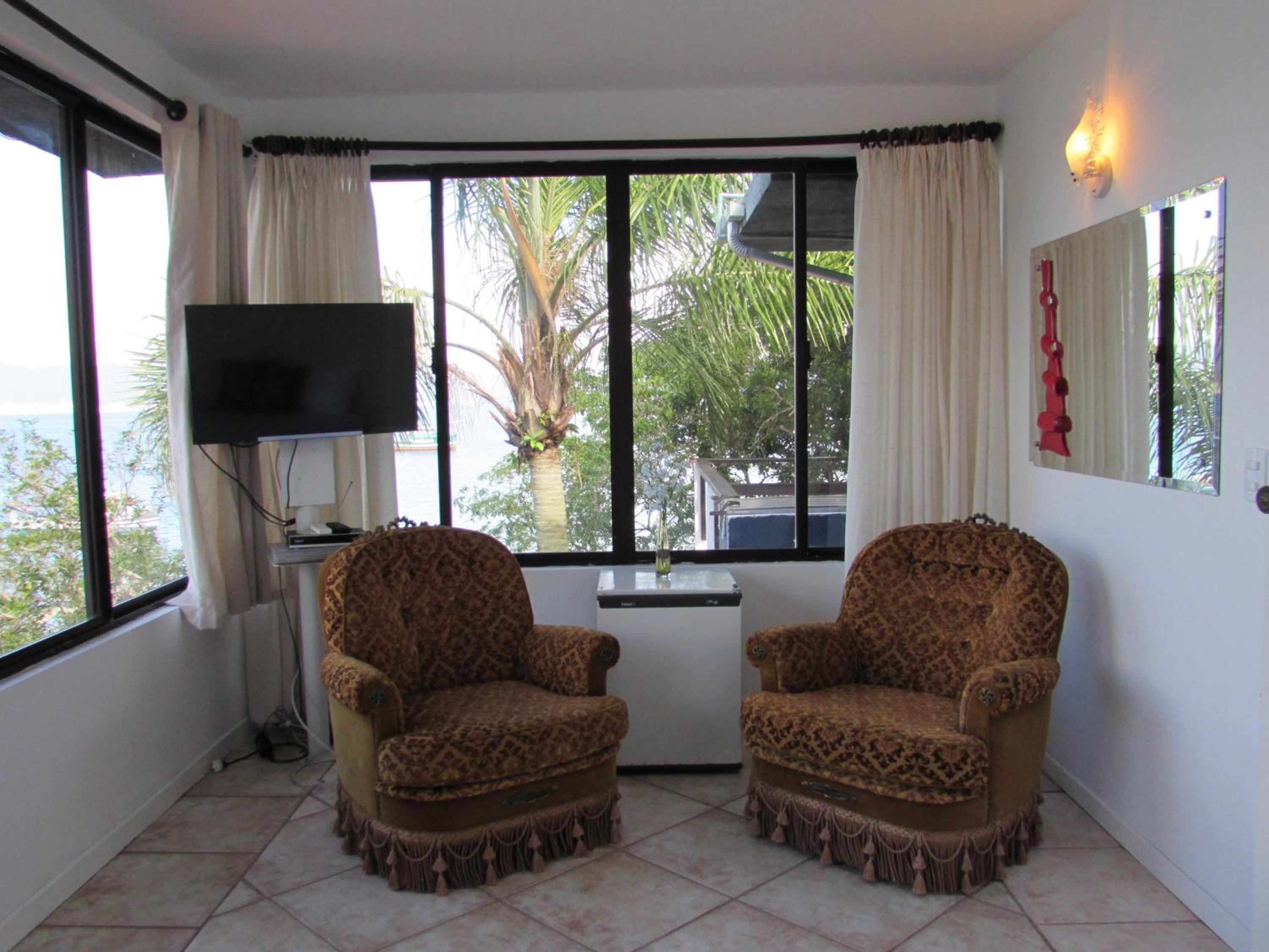 Suite (3 Adults) photo 1
