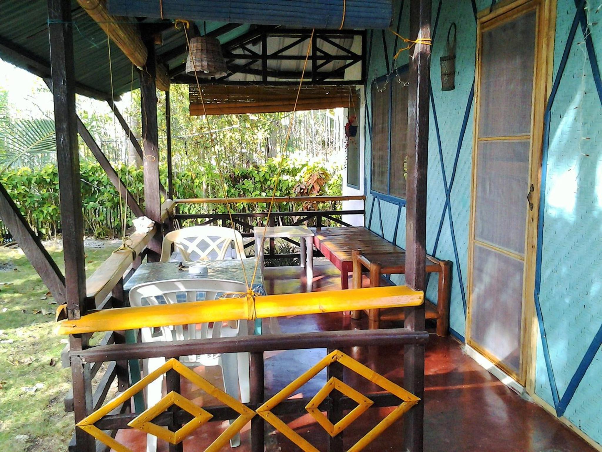Oceanview House with Kitchenette - Photo 8
