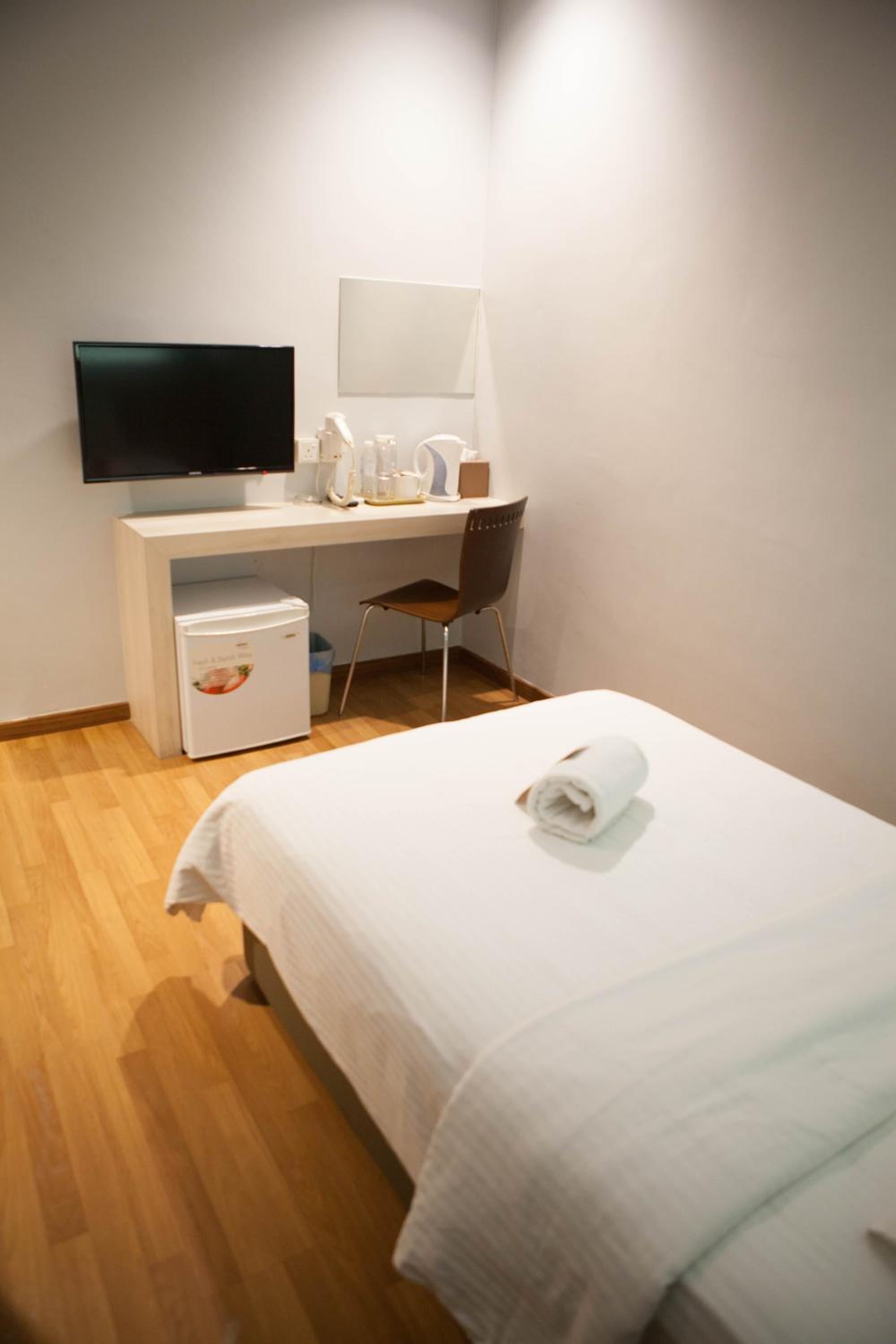 Standard Single Room - no window