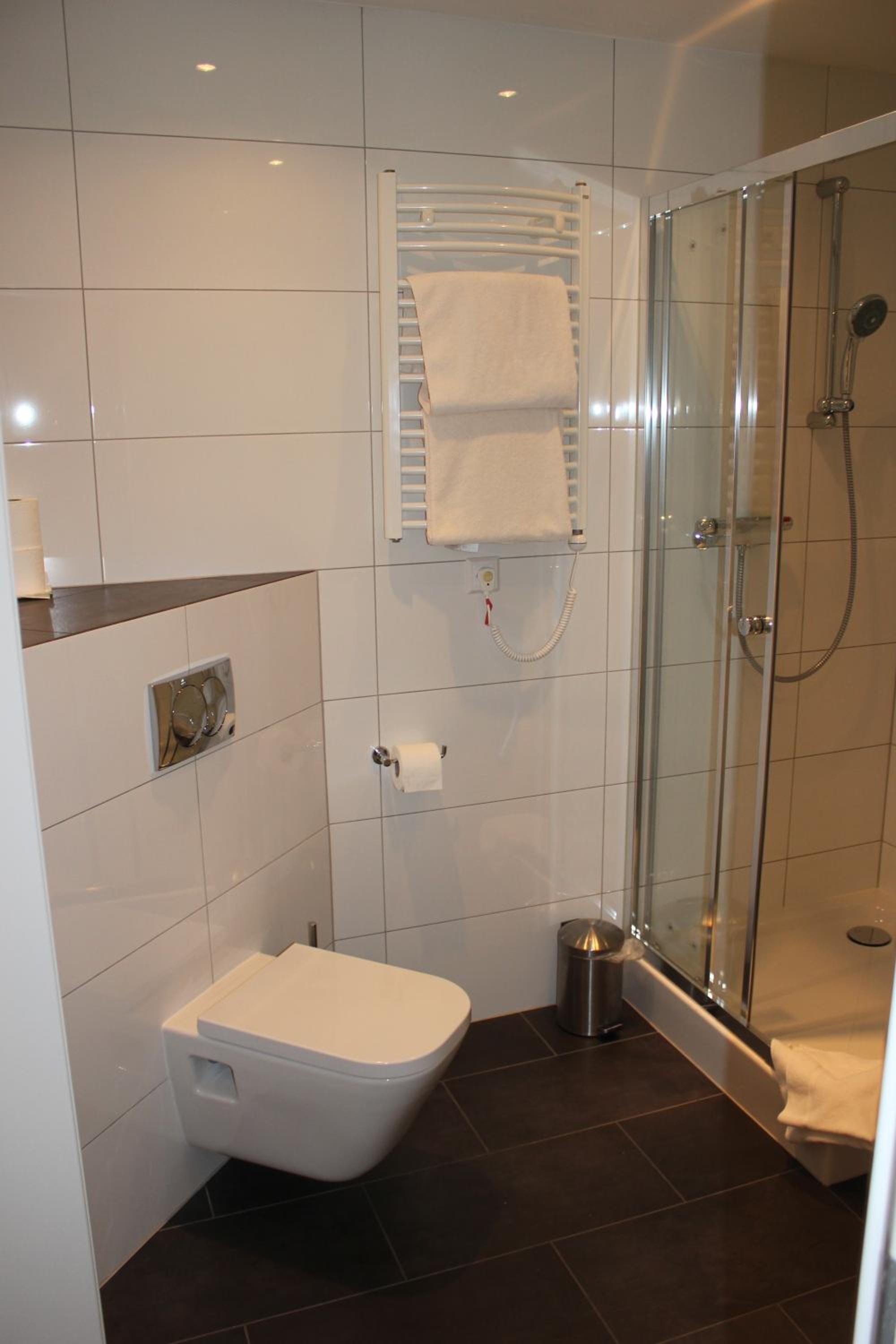 Double Room - Photo 2