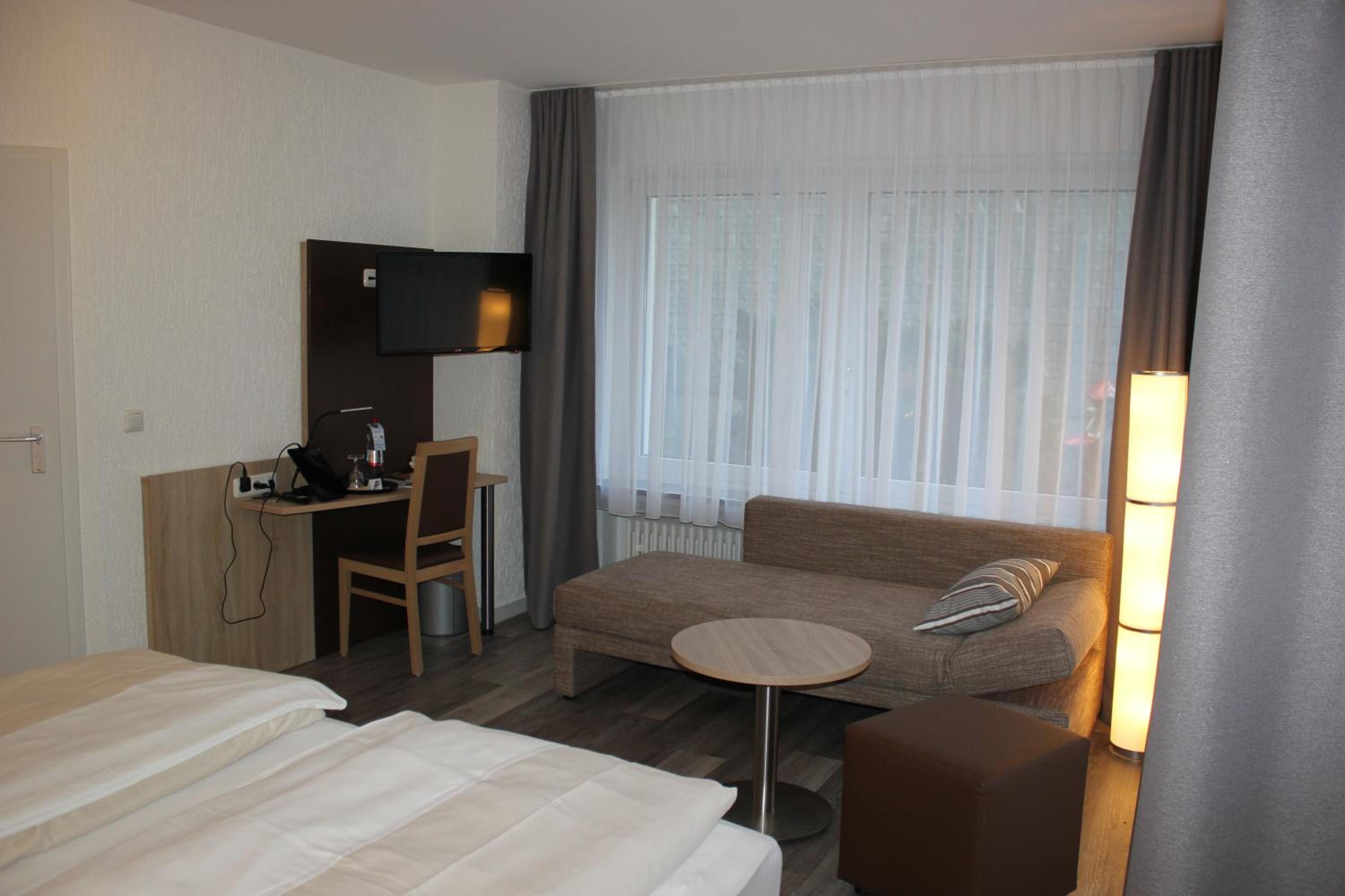 Double Room - Photo 4