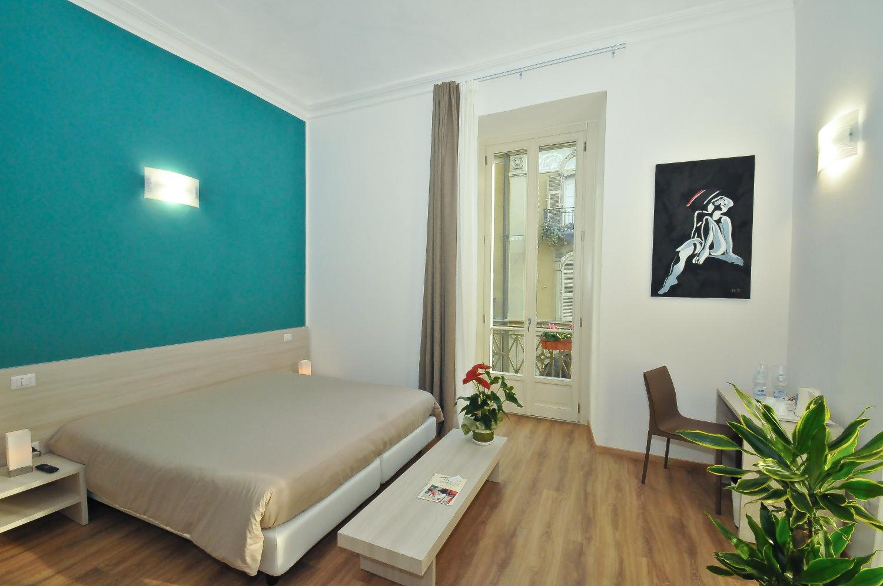 Deluxe Double or Twin Room - Photo 3