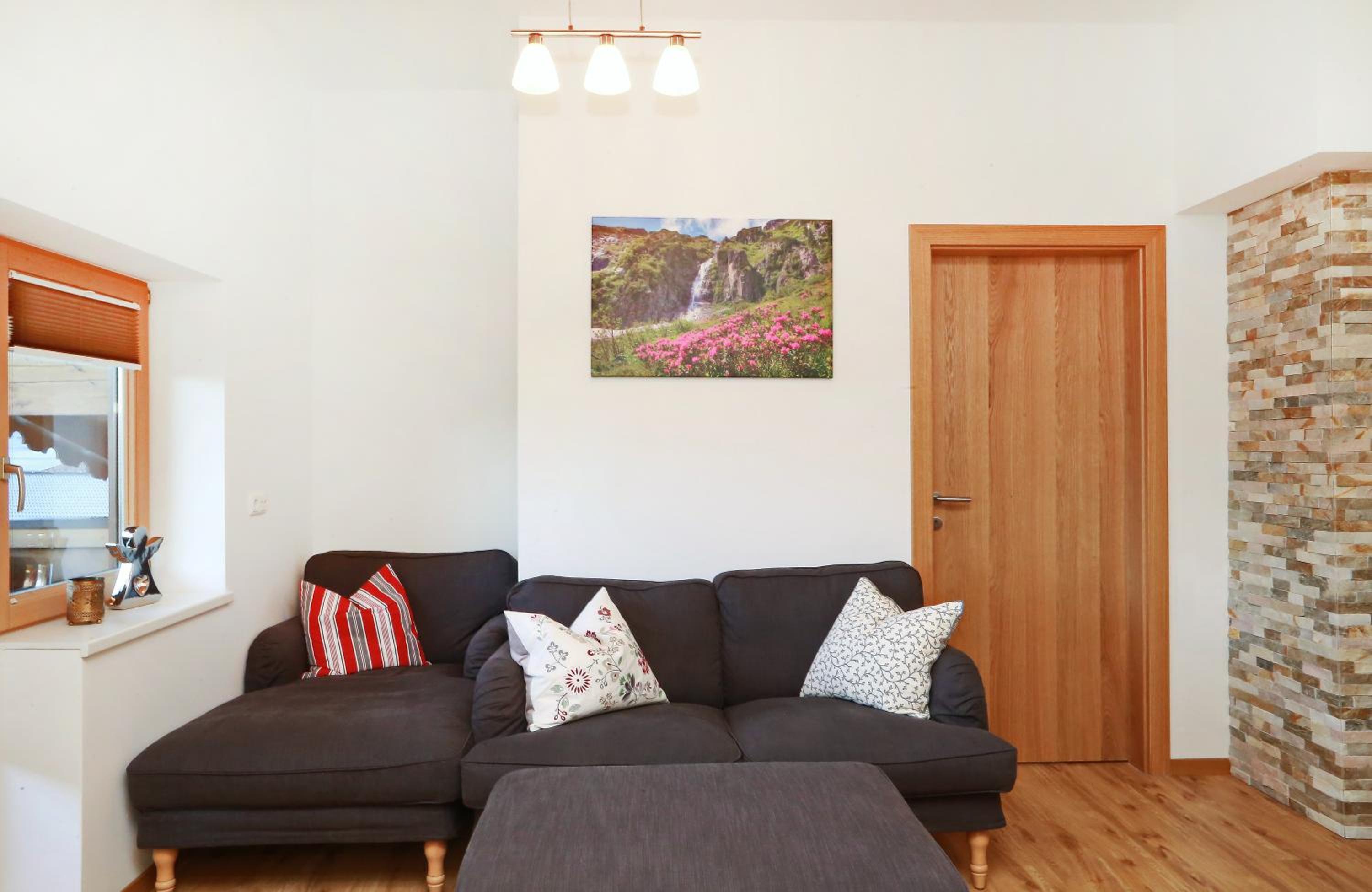 Three-Bedroom Apartment photo 1