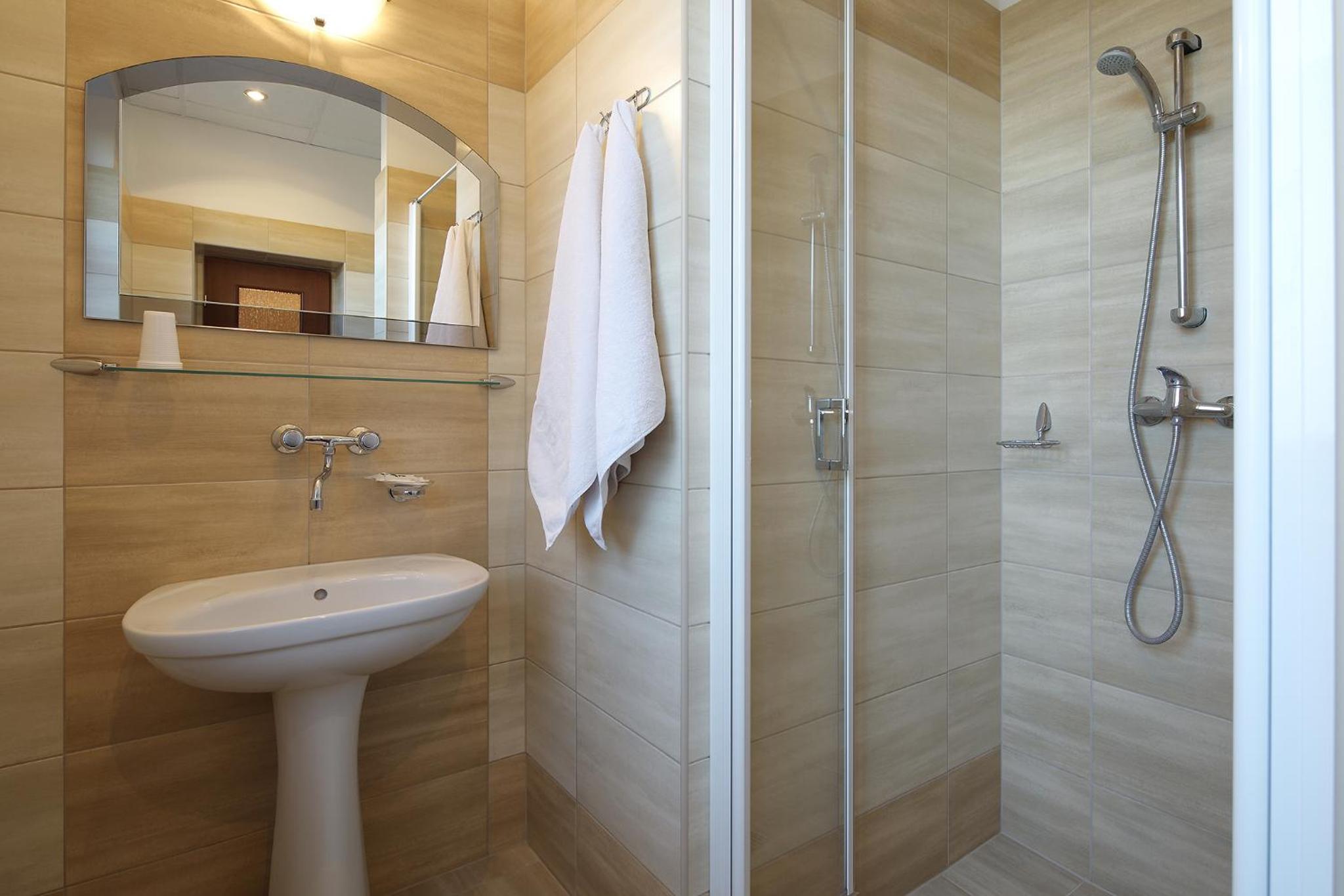 Triple Room - Photo 2