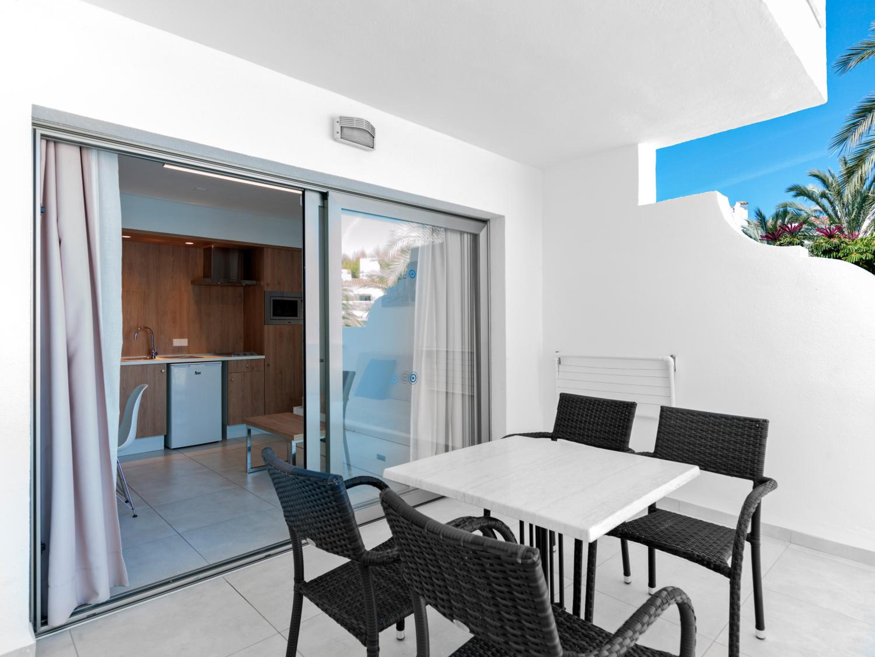 Superior Apartment - Photo 23
