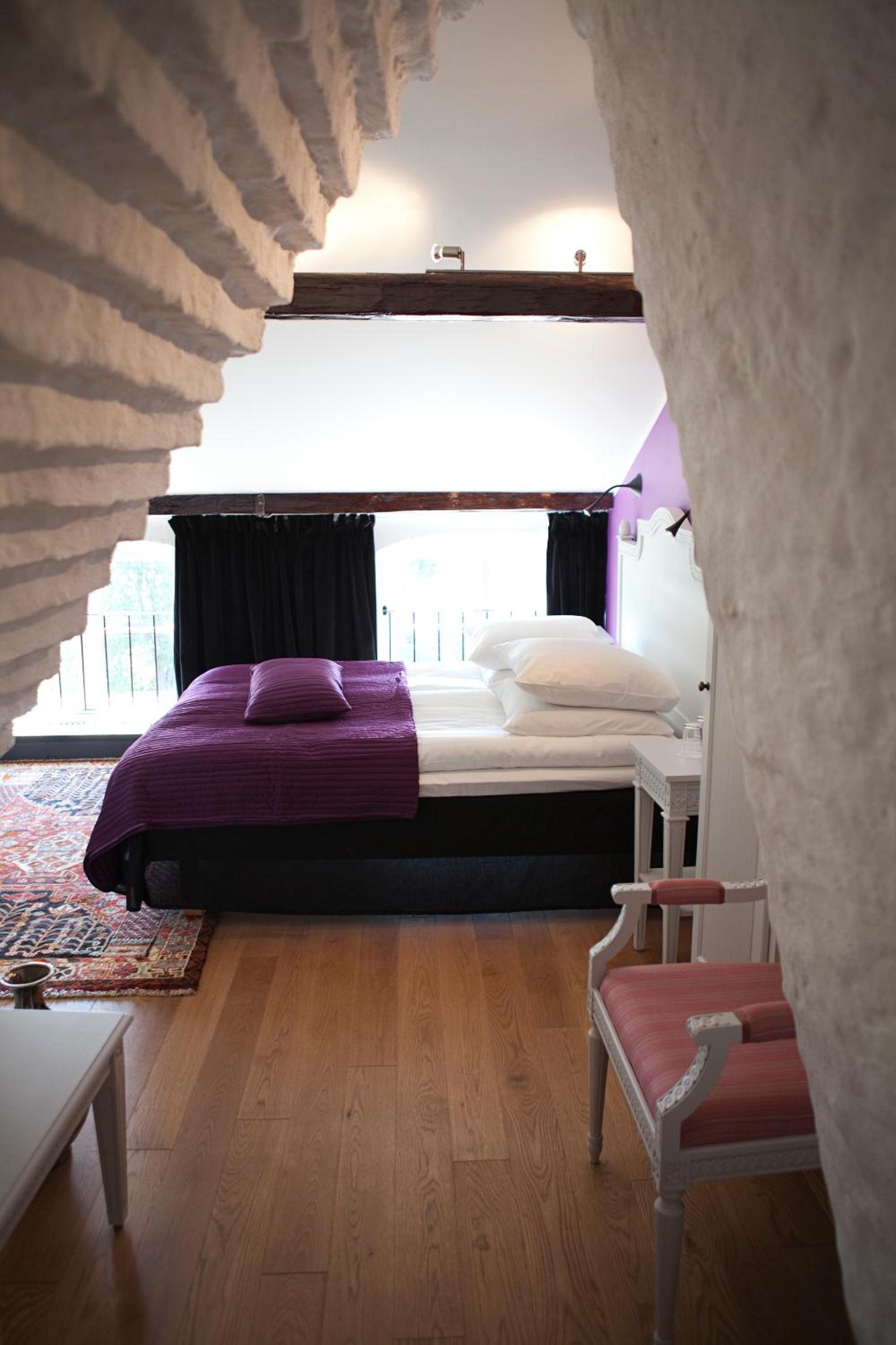 Standard Double or Twin Room - Photo 3
