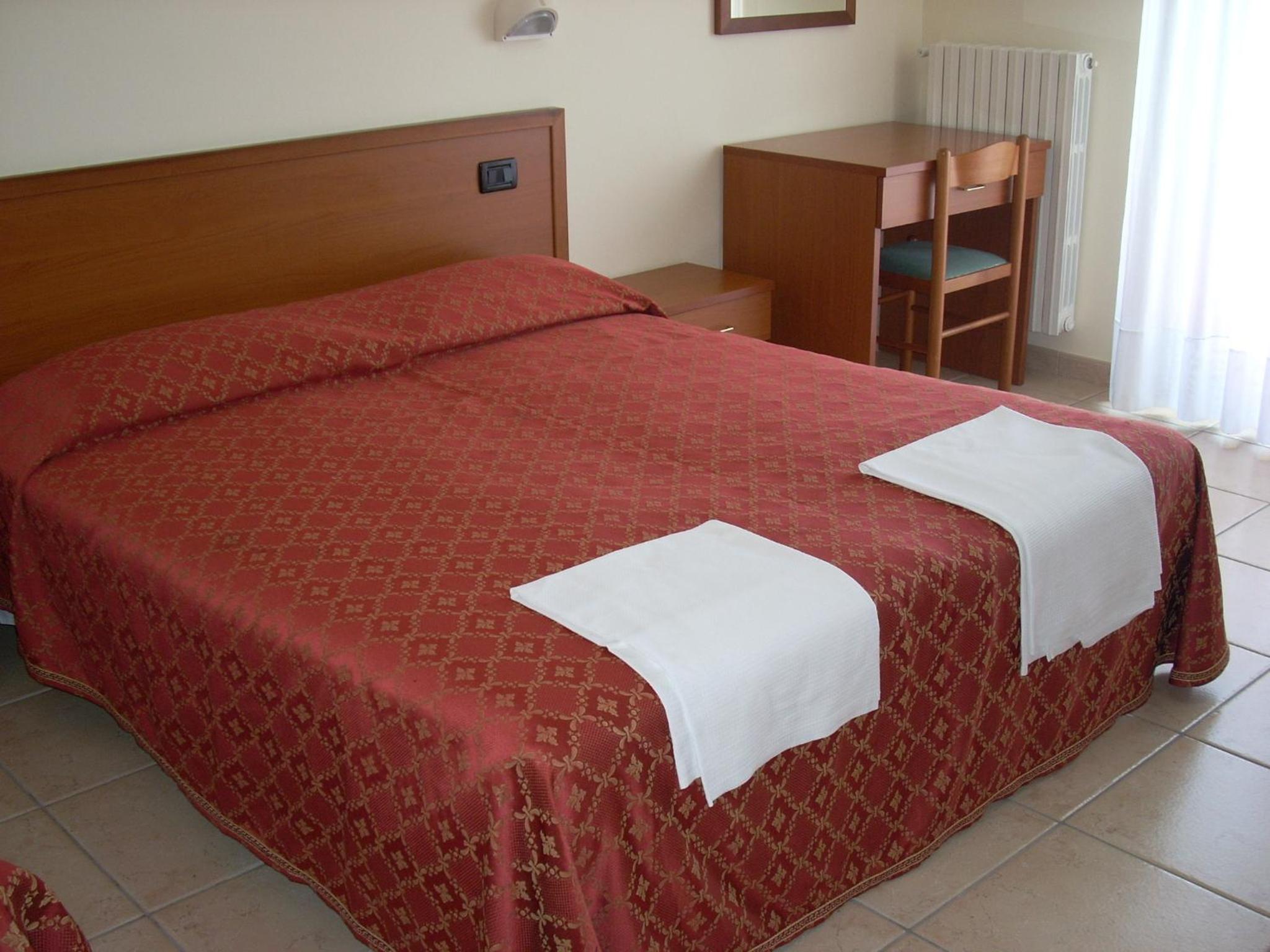 Double or Twin Room with Balcony photo 3