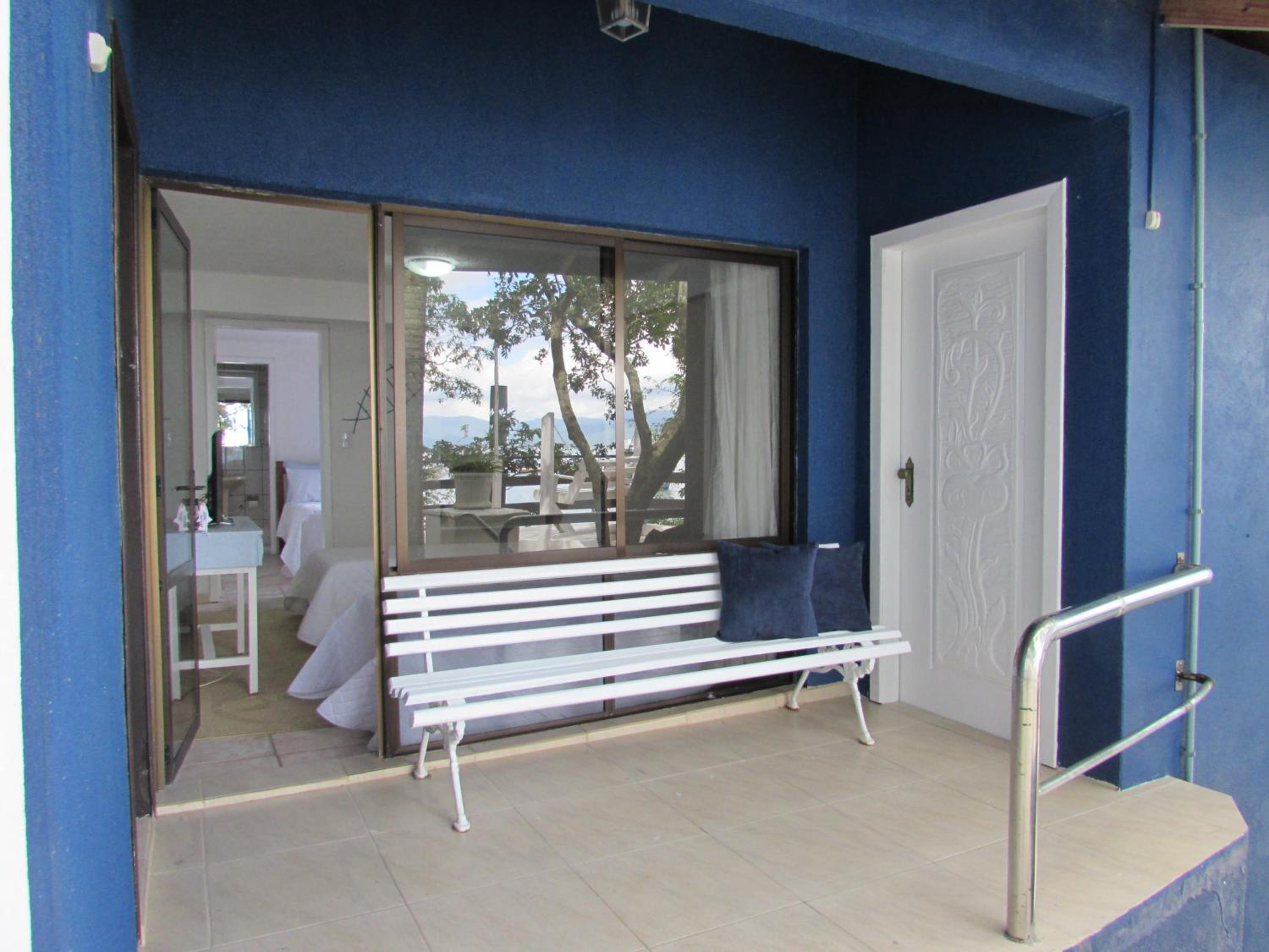 Suite (4 Adults) photo 1