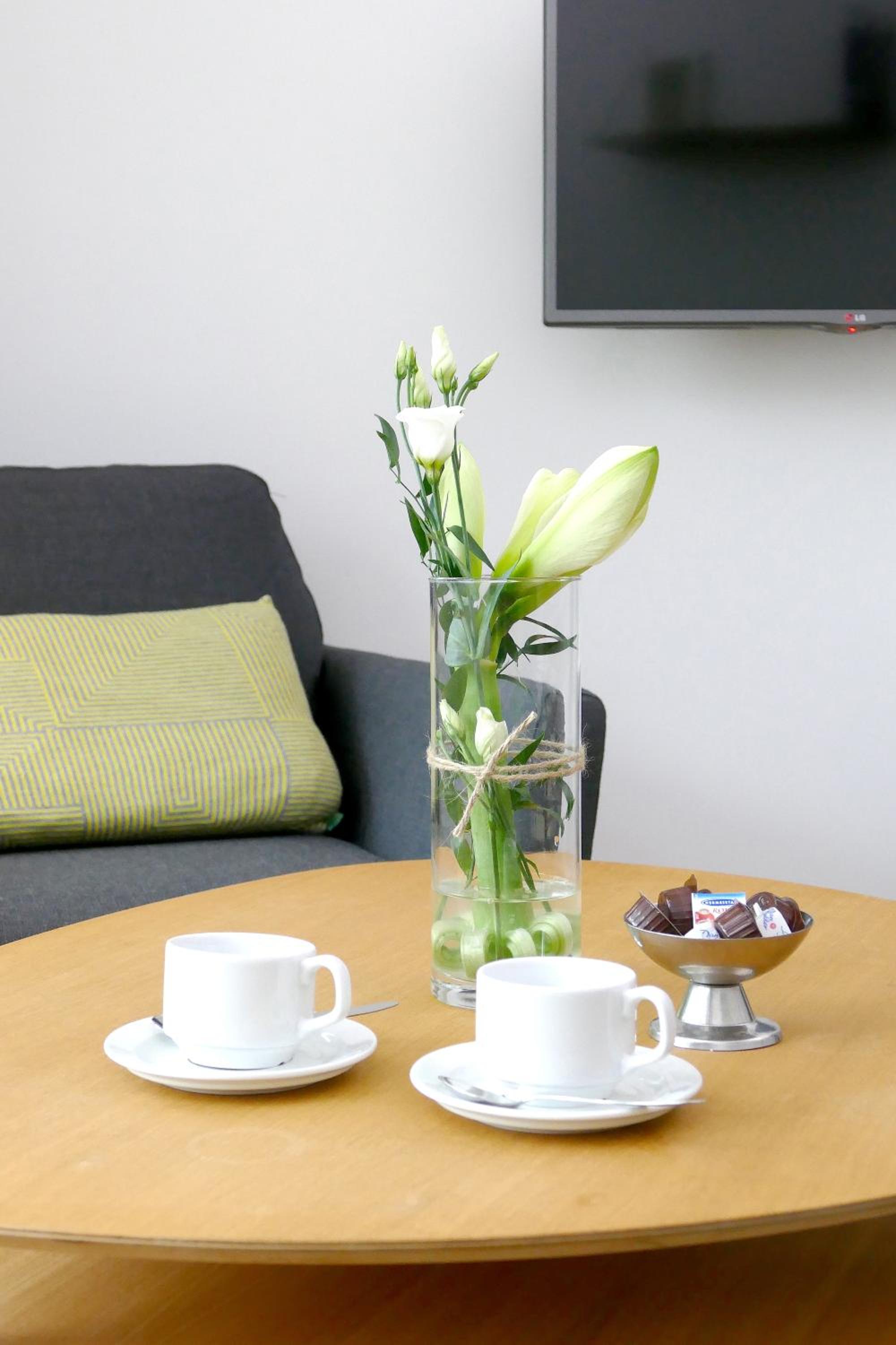 Junior Suite with Garden View - Photo 2