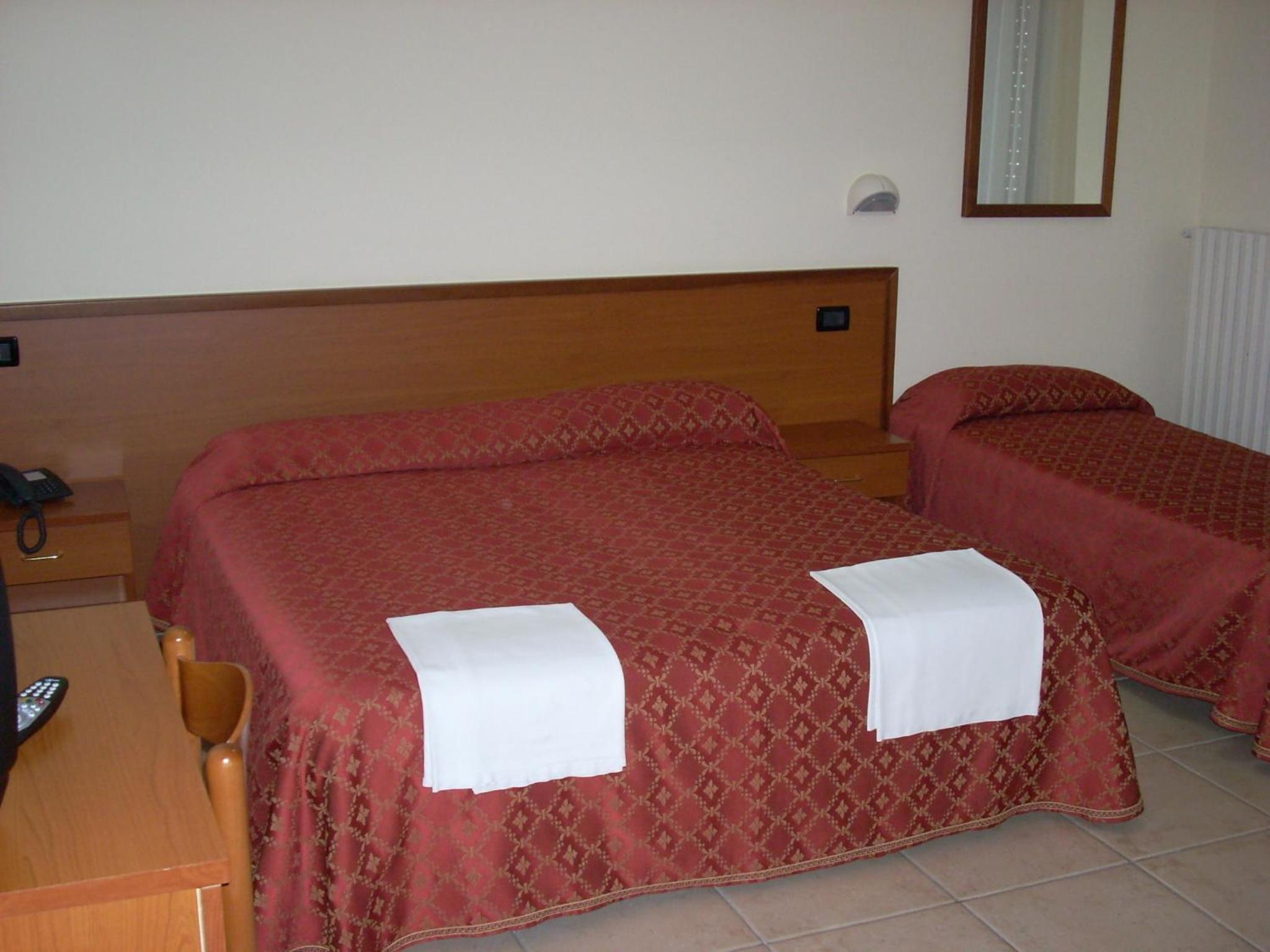 Quadruple Room with Balcony photo 1