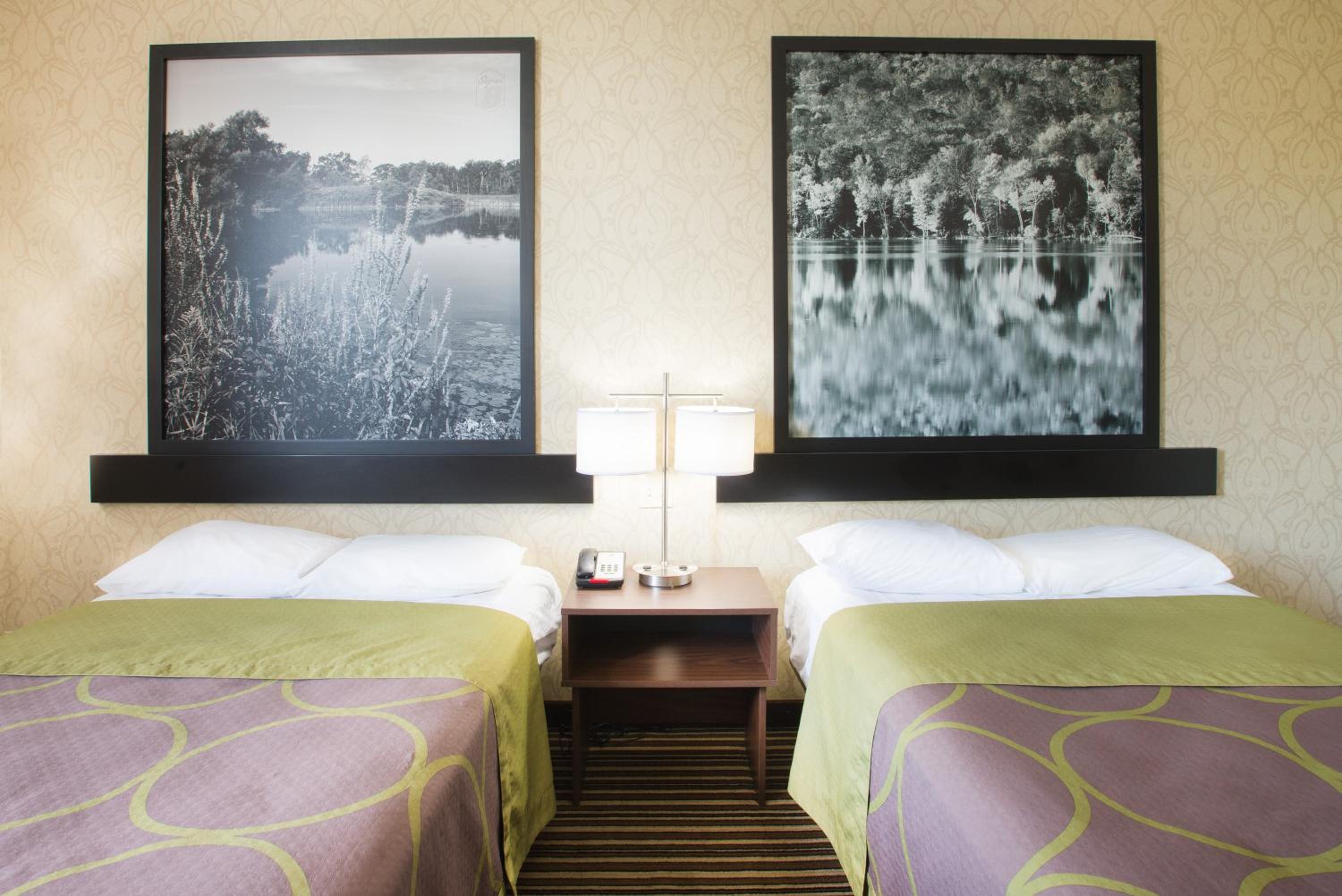 Double Room with Two Double Beds - Non-Smoking - Photo 4