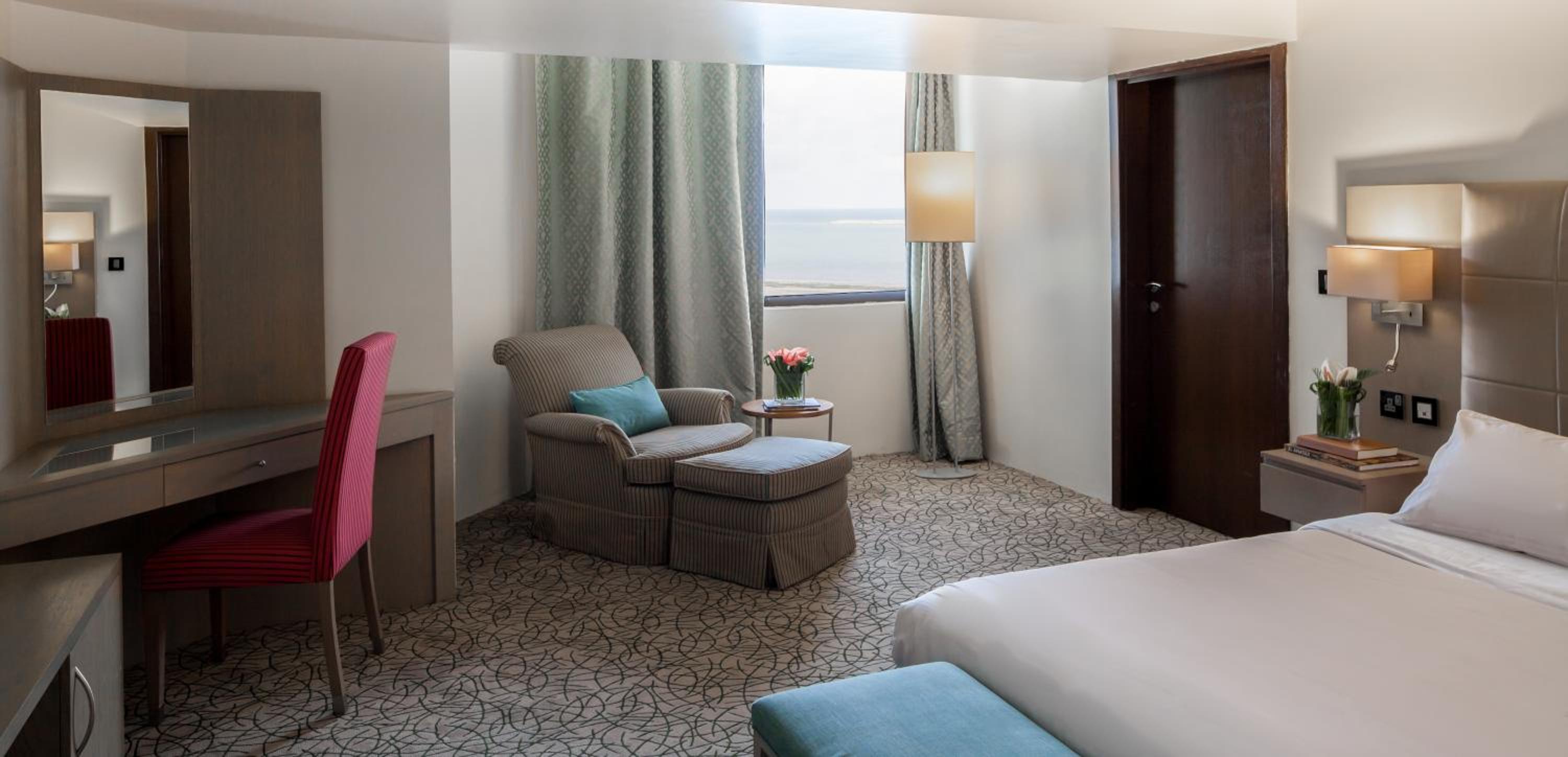 Suite with Pool View photo 3