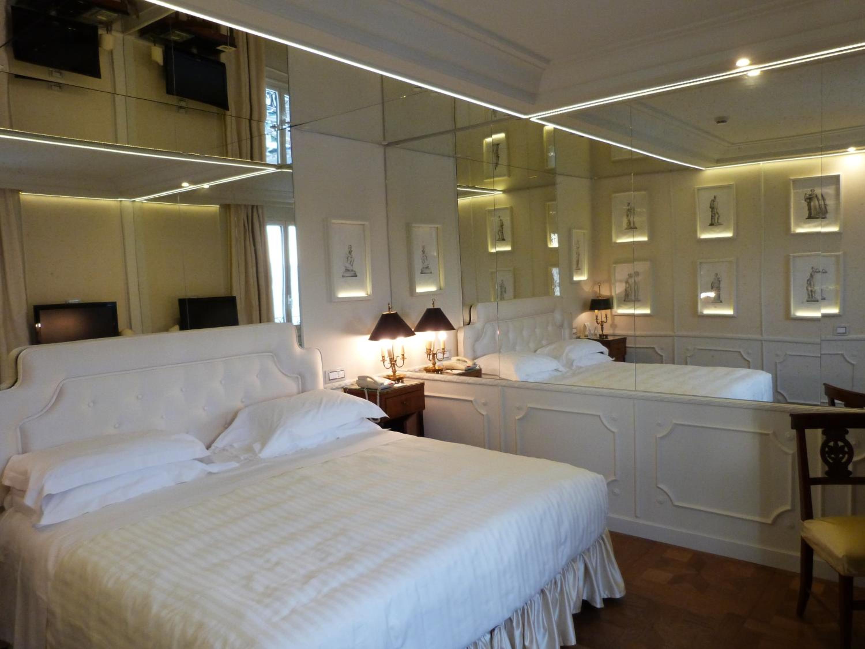Superior Double Room - Photo 4