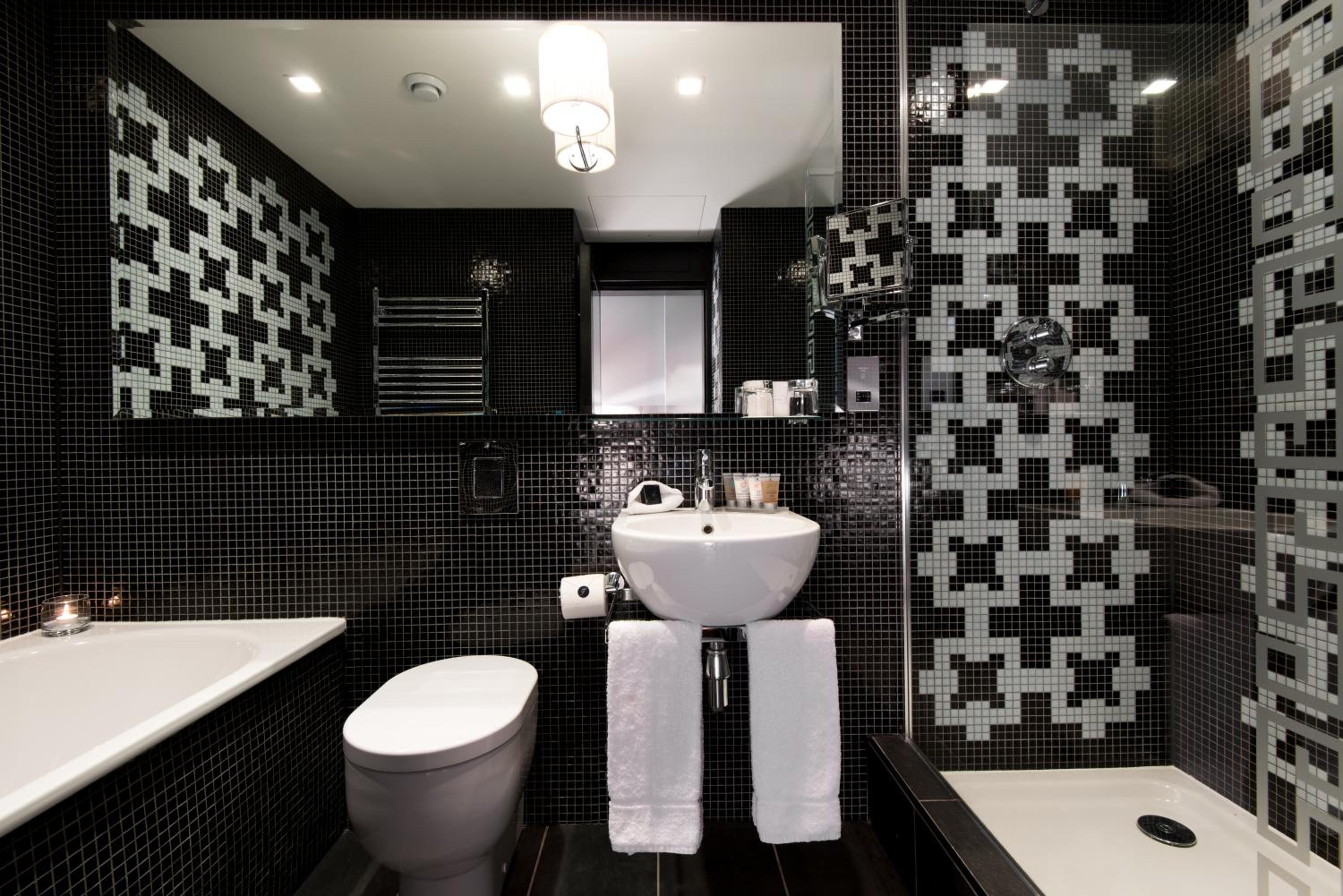 Superior King Room - Photo 4