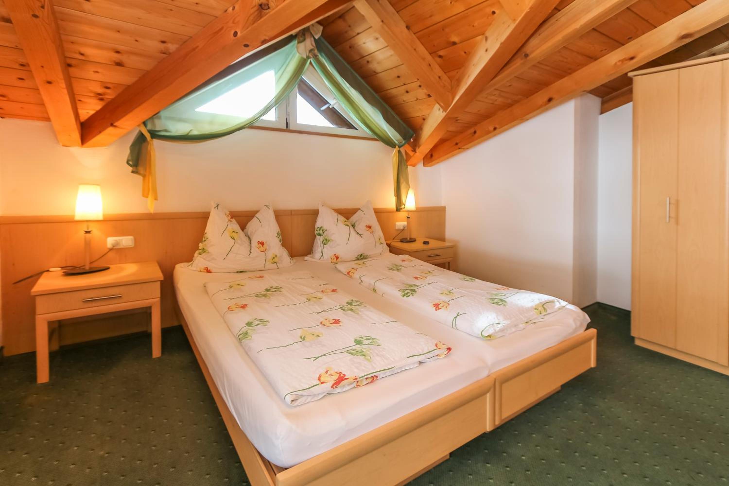 Junior Suite with Balcony - Photo 1
