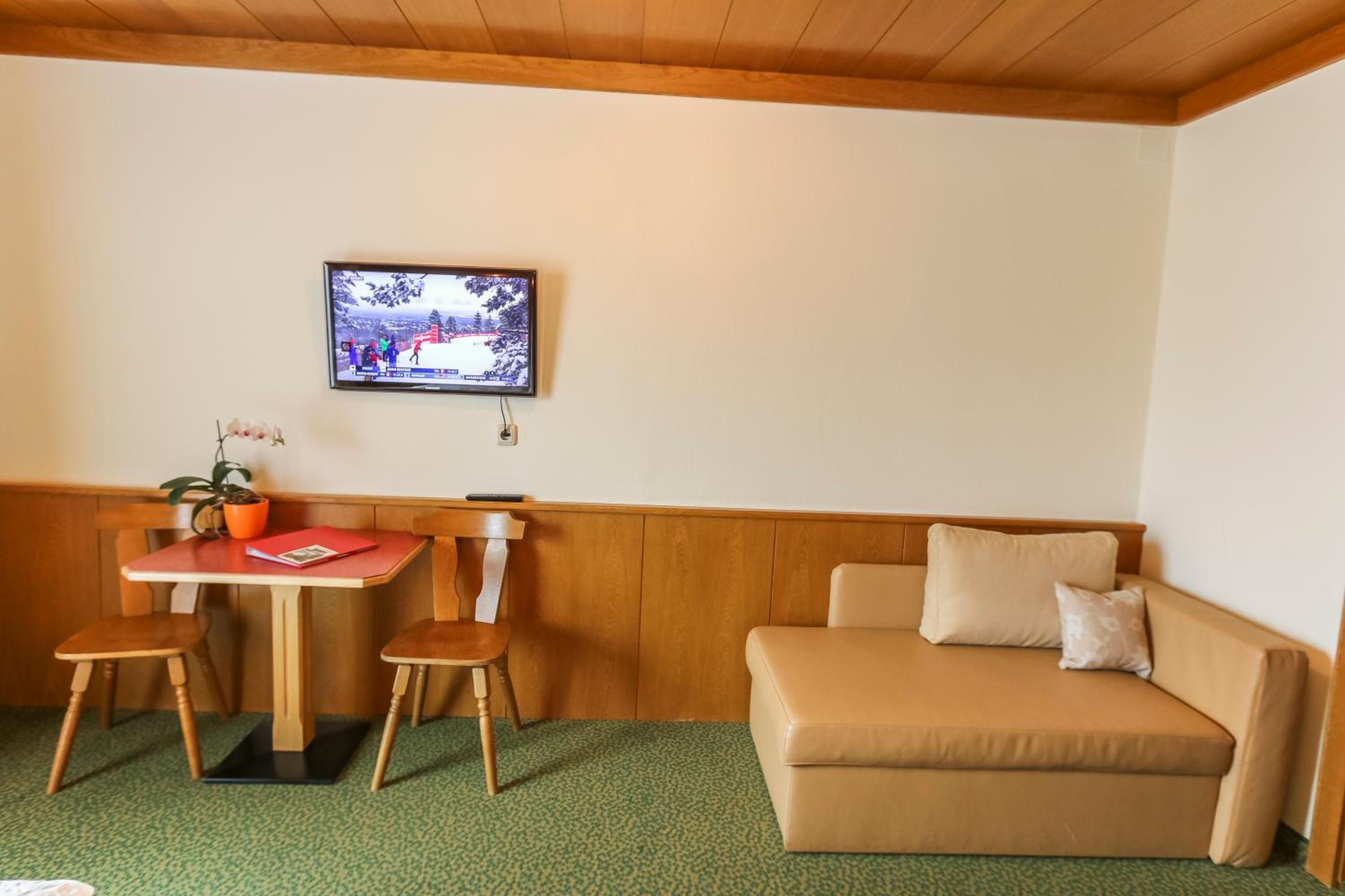 Triple Room - Photo 3