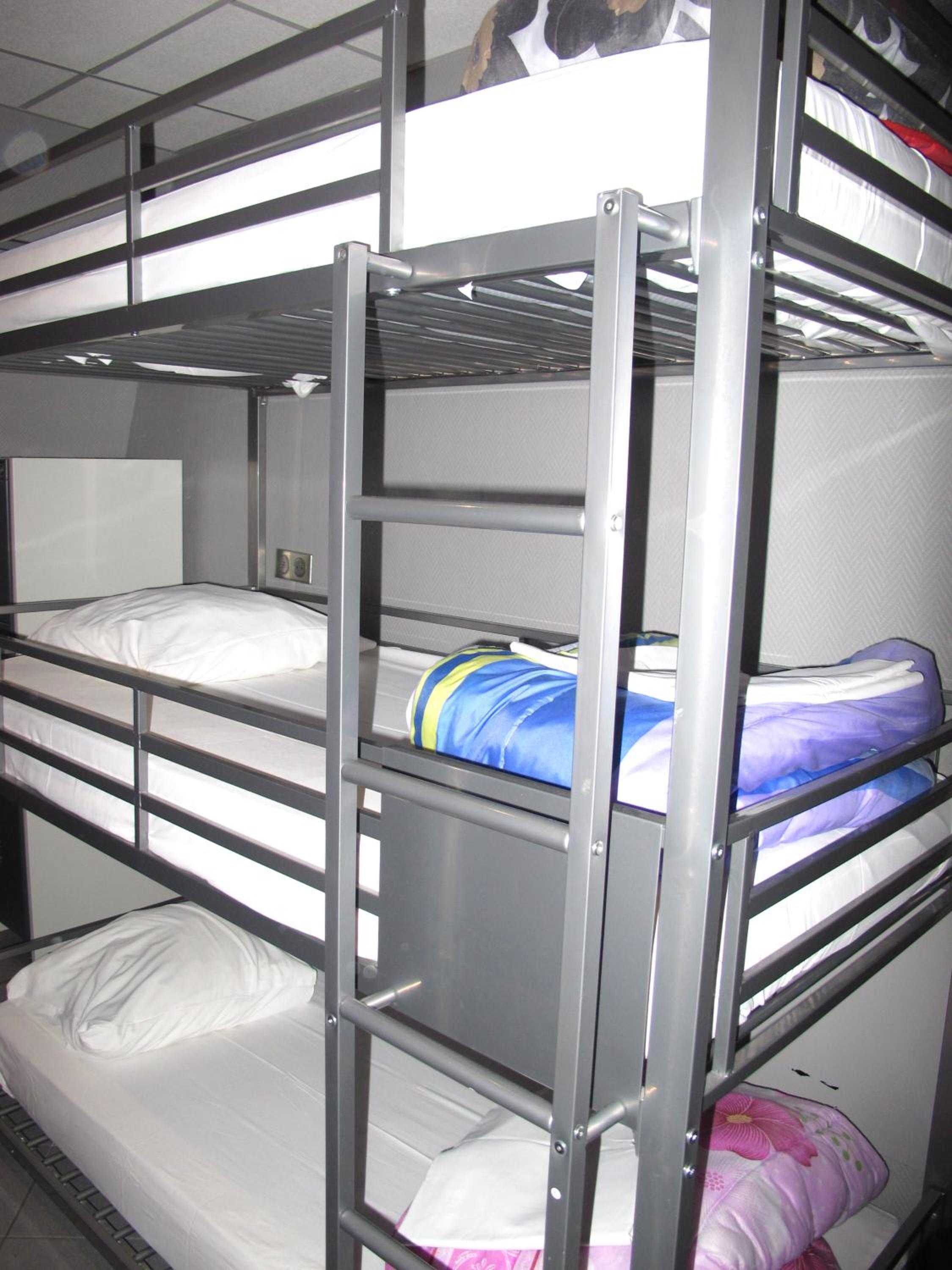 Single Bed in Mixted Standard Triple Room photo 3