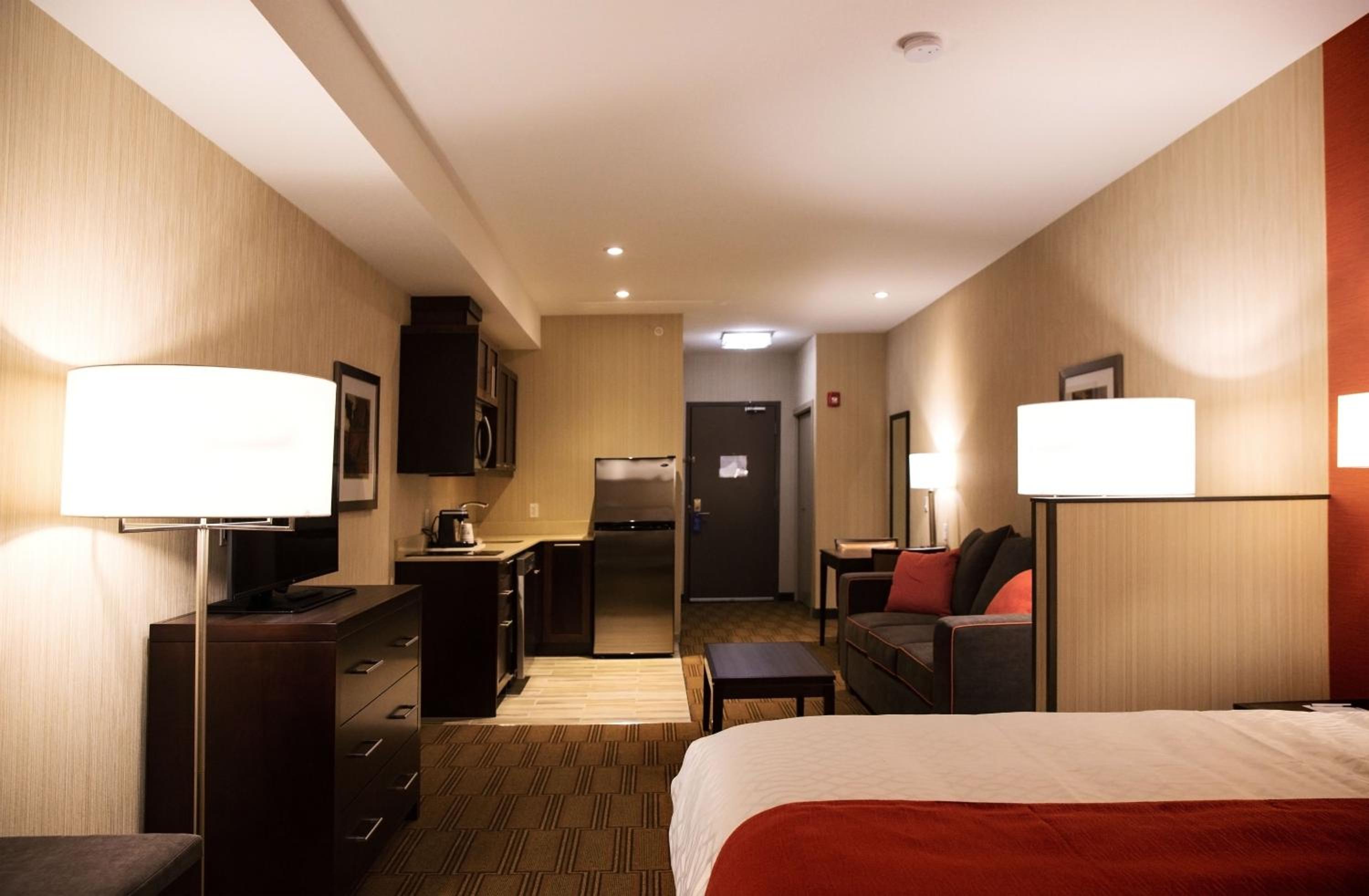 Best Western Plus Chateau Fort St. John