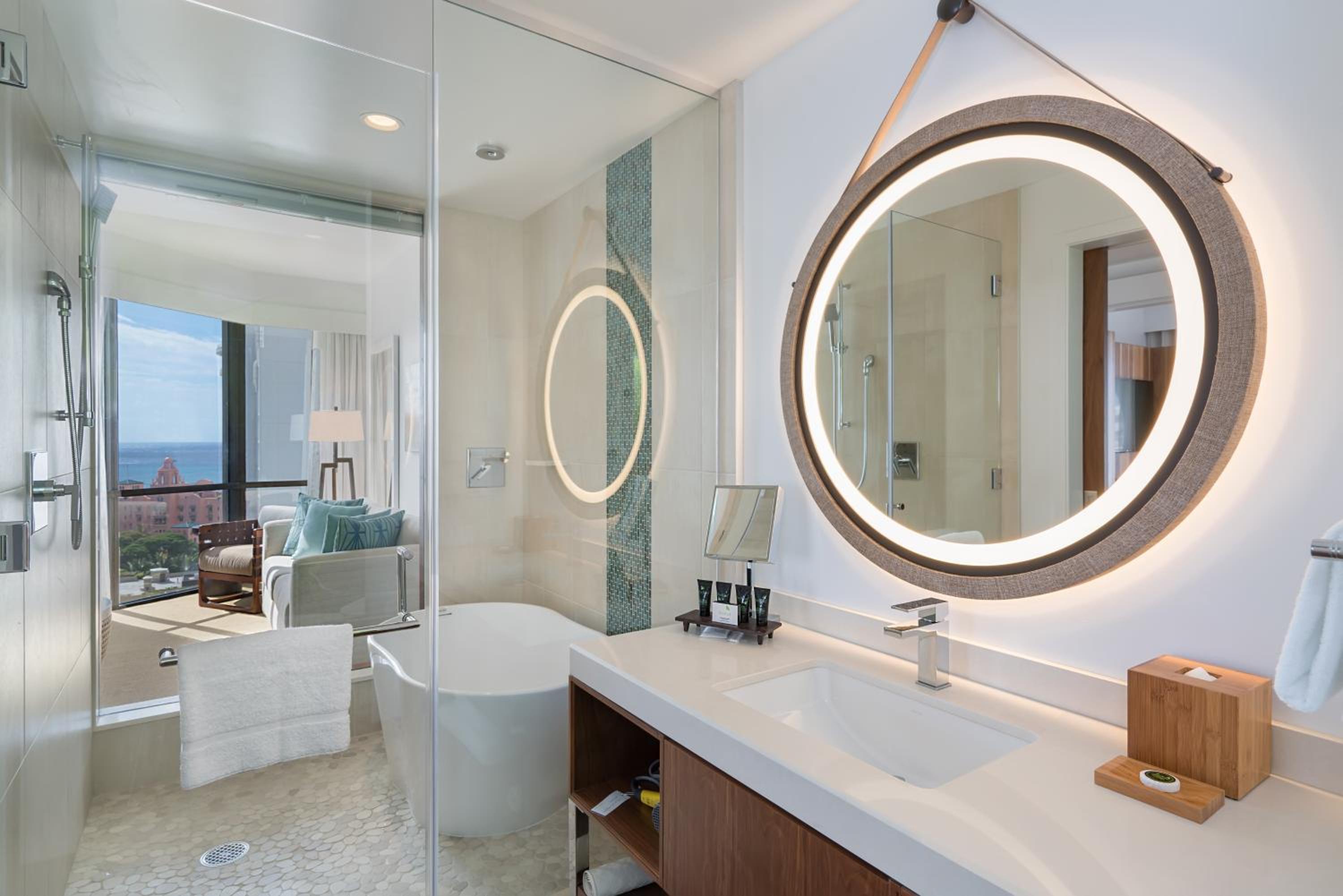 King Suite with Ocean View
