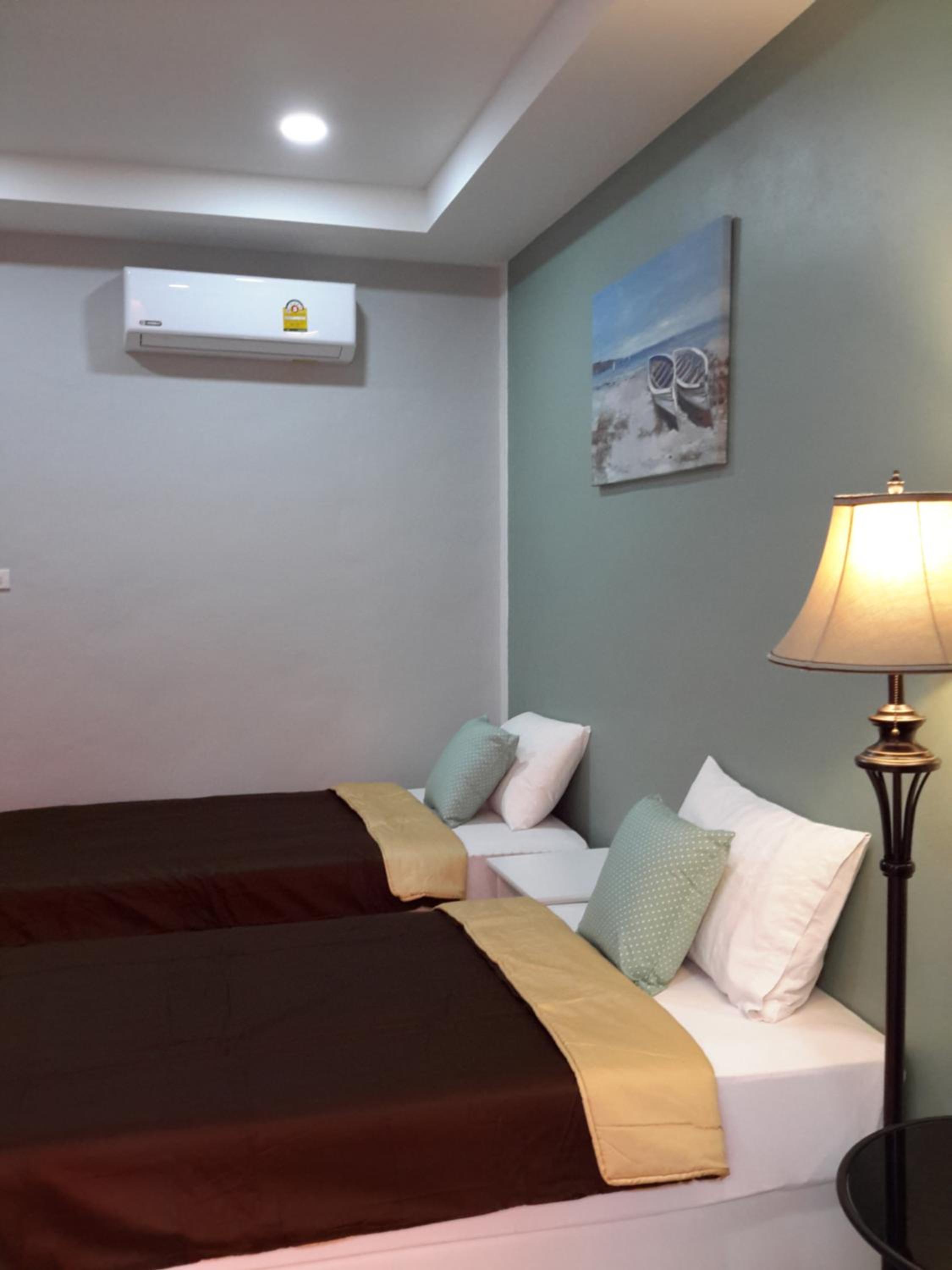 Deluxe Double or Twin Room - Photo 3