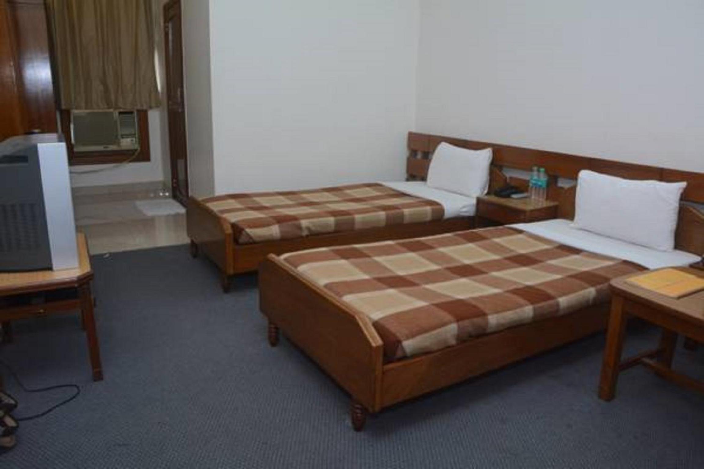 Small Double Room photo 1
