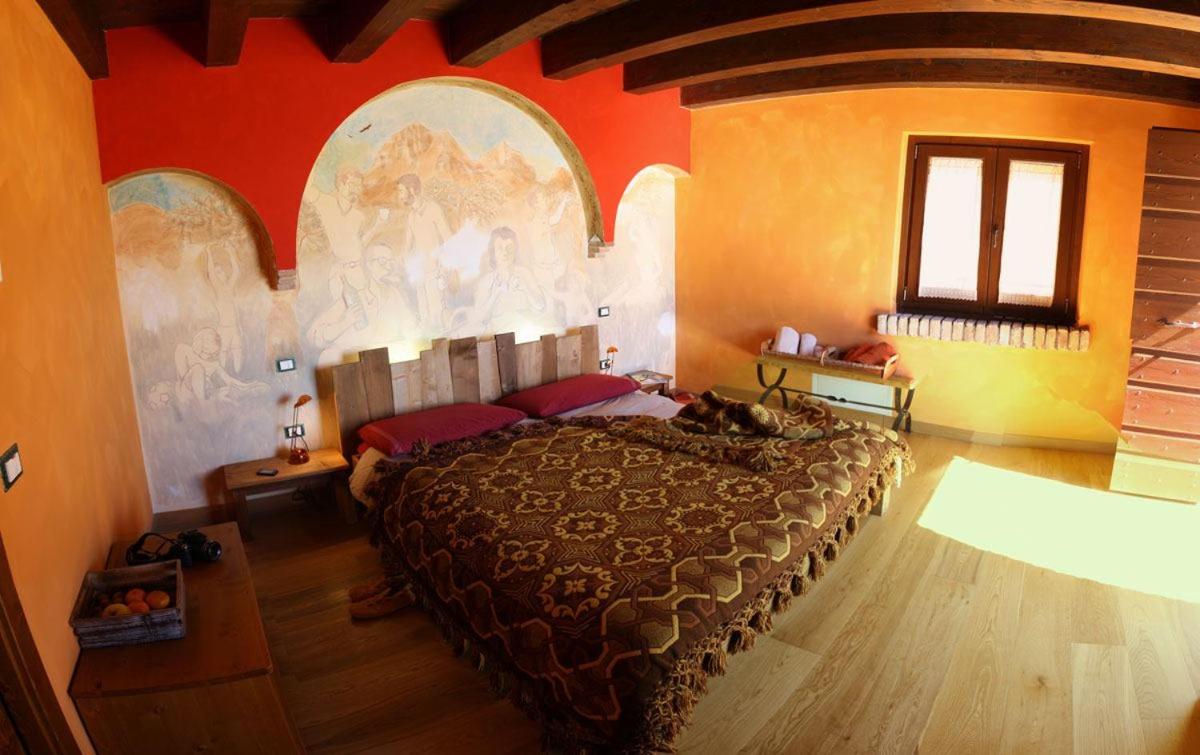 Standard Double Room with Fan photo 2
