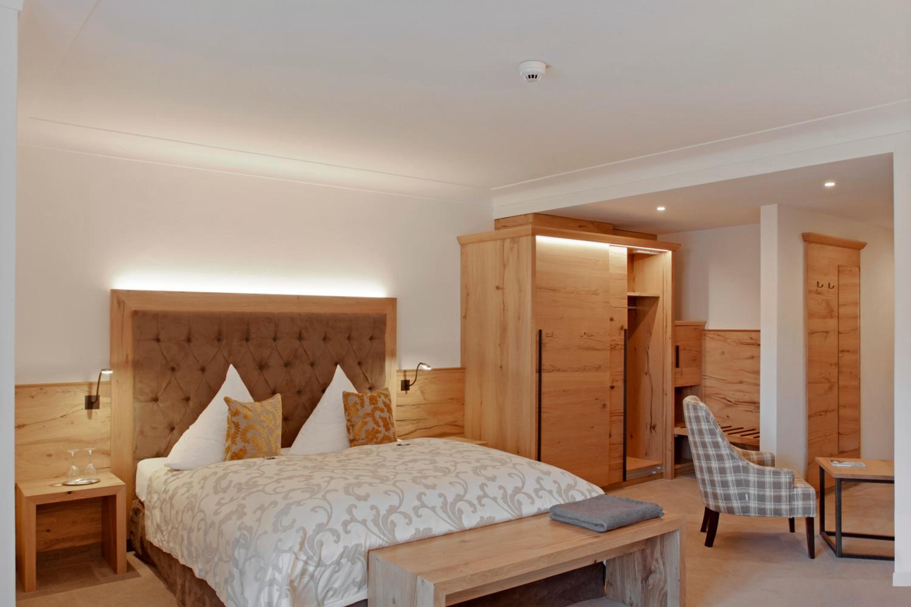 Comfort Double Room with Balcony photo 2