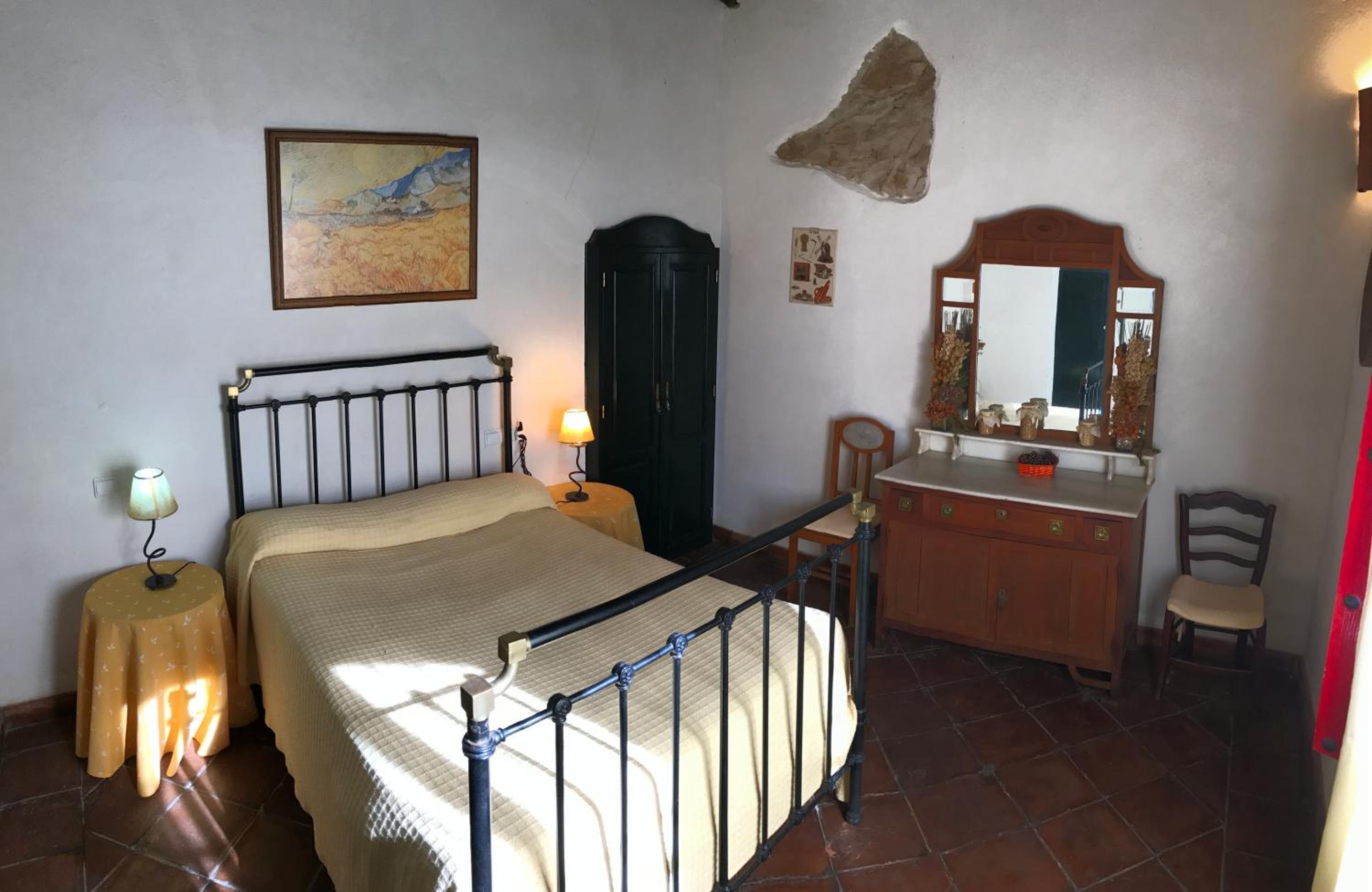 Casa de cuatro habitaciones