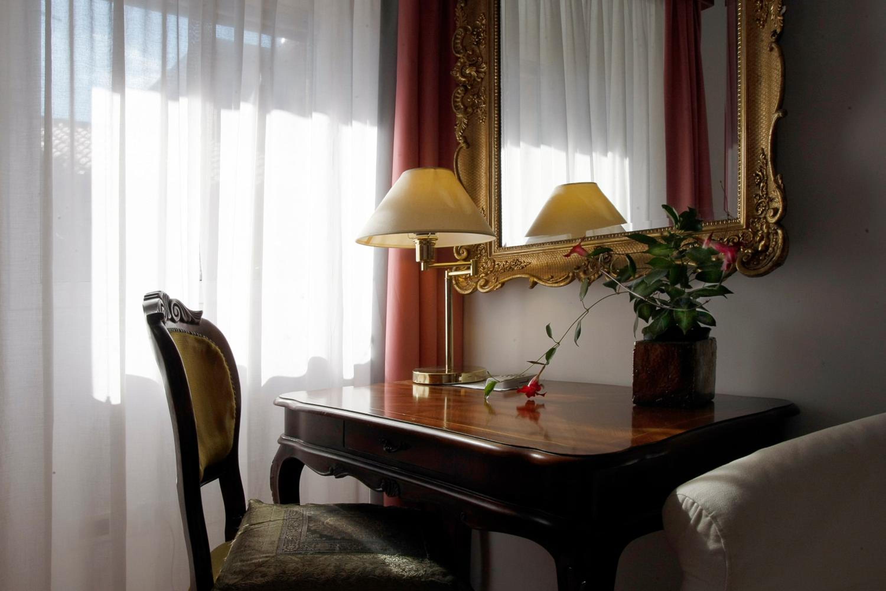 Triple Room - Photo 8