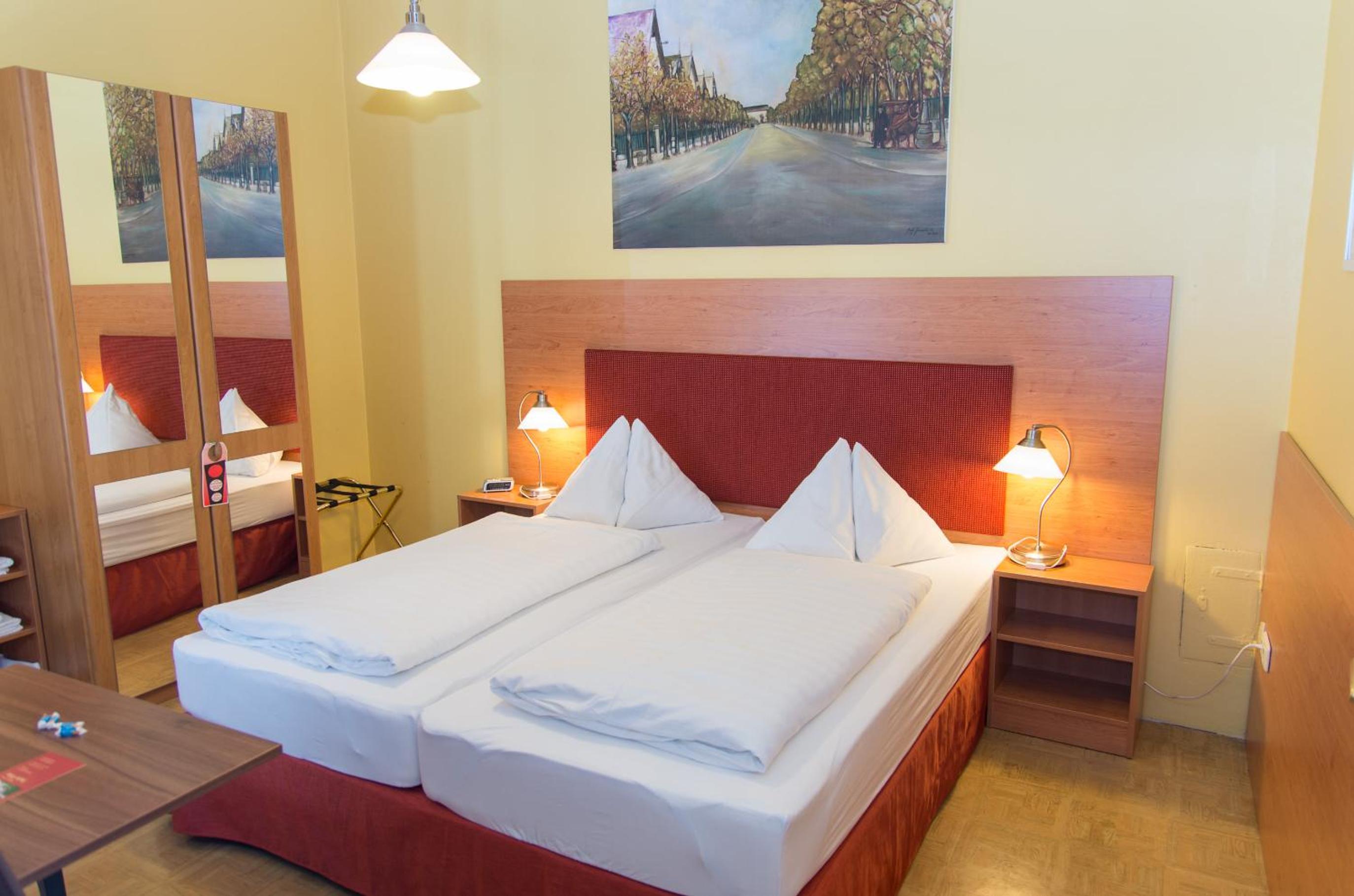 Double Room with Shared Bathroom