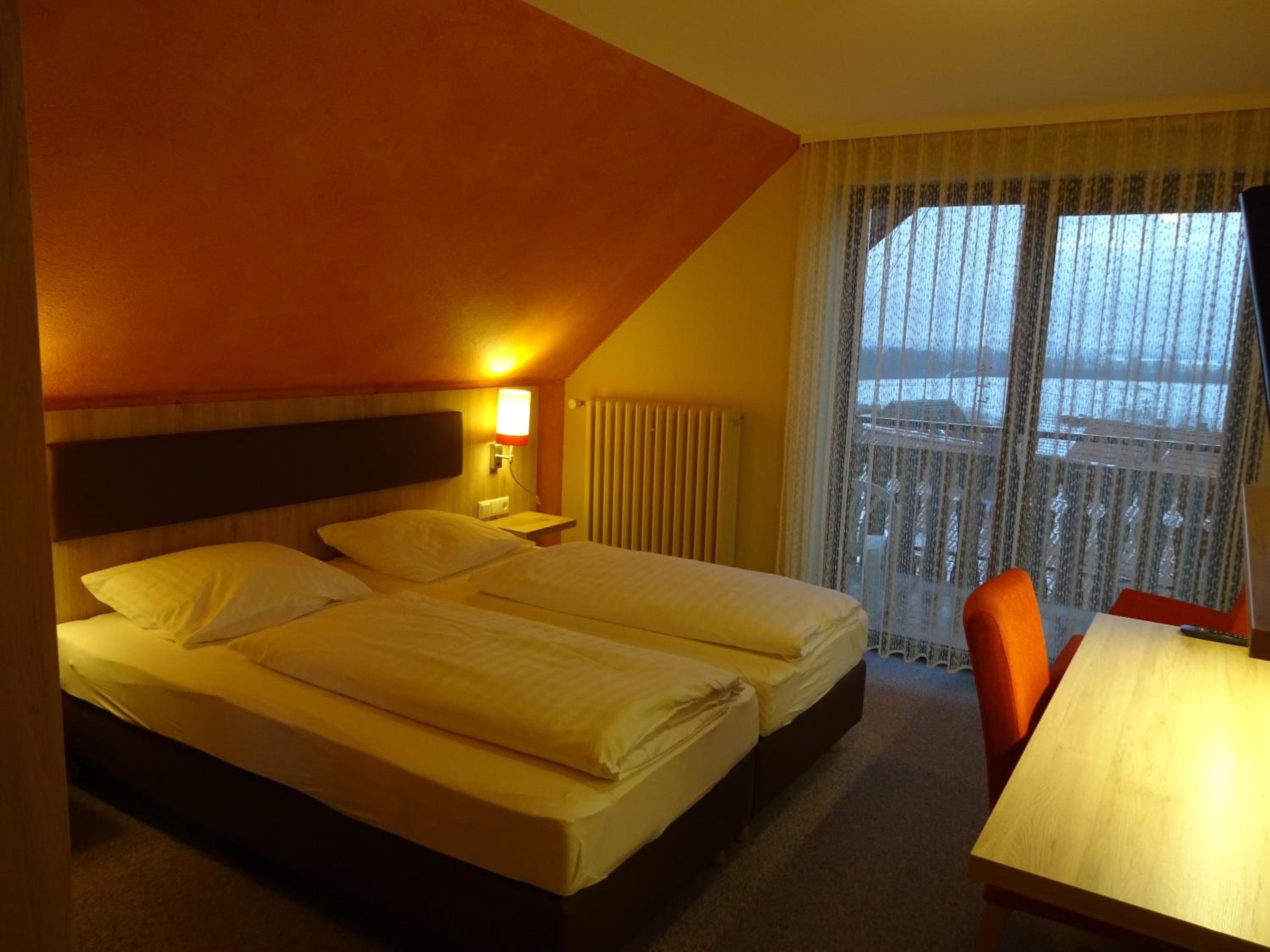 Double Room - Photo 4