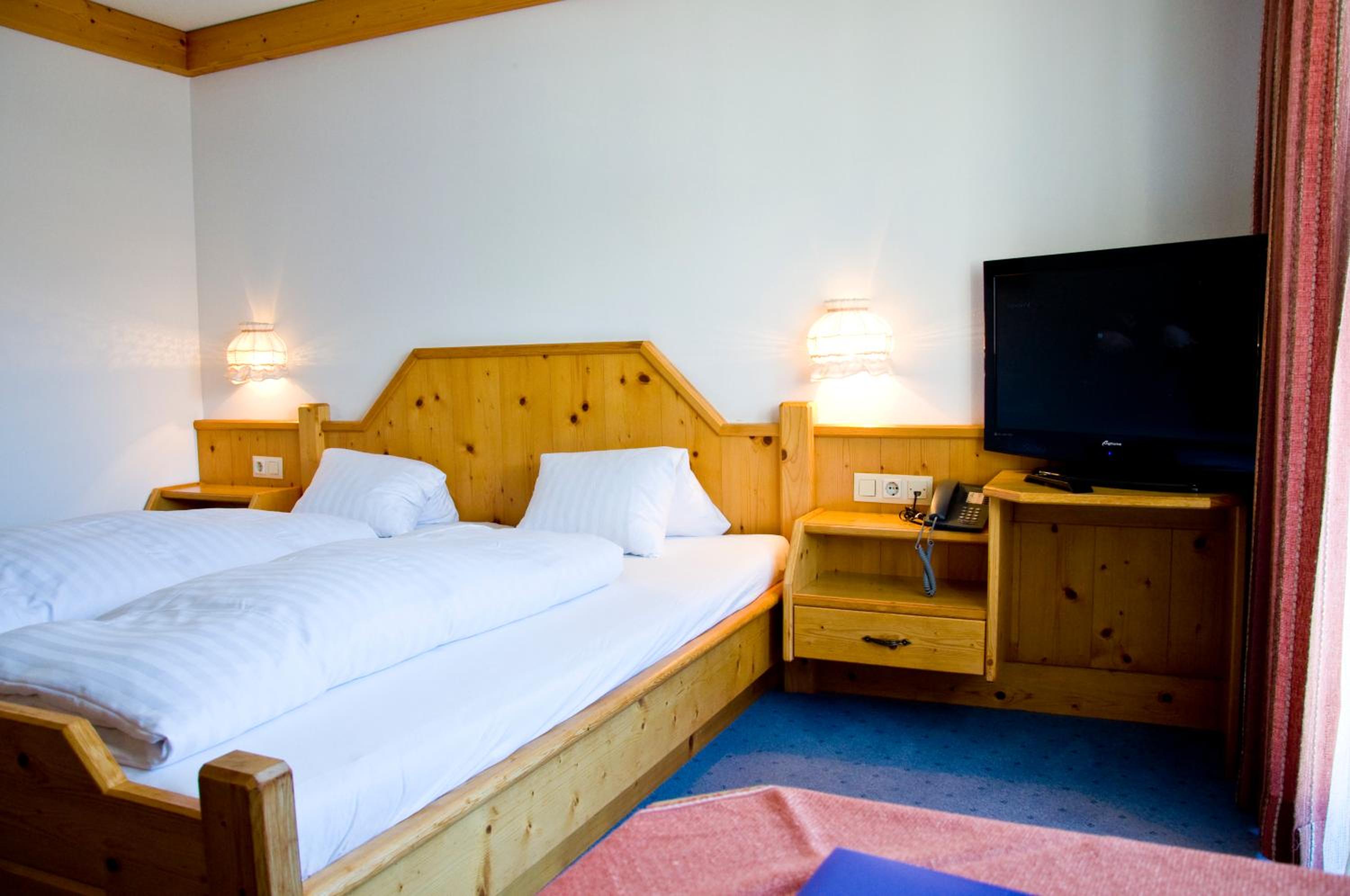 Double Room with Mountain View photo 1