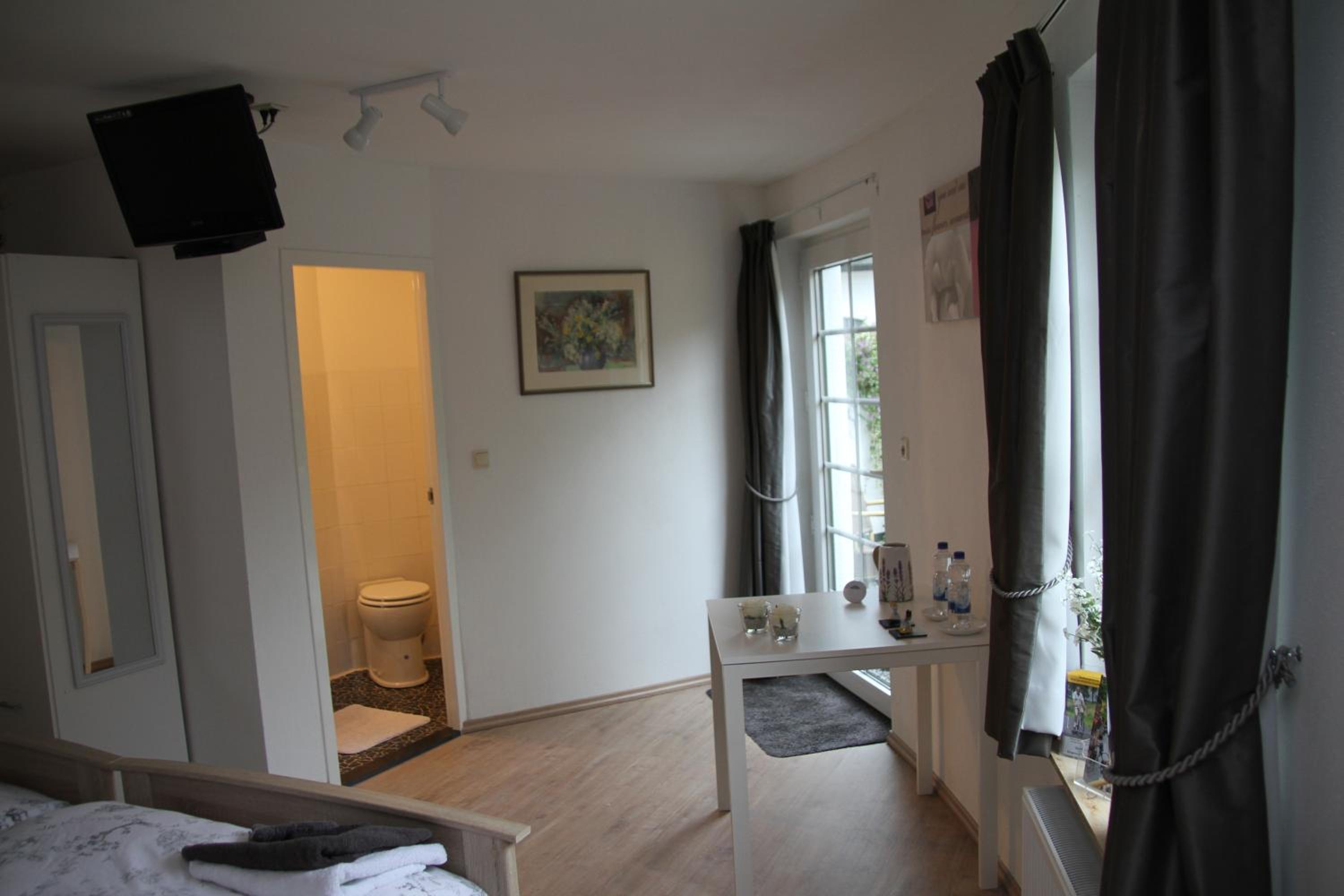 Deluxe Twin Room photo 3