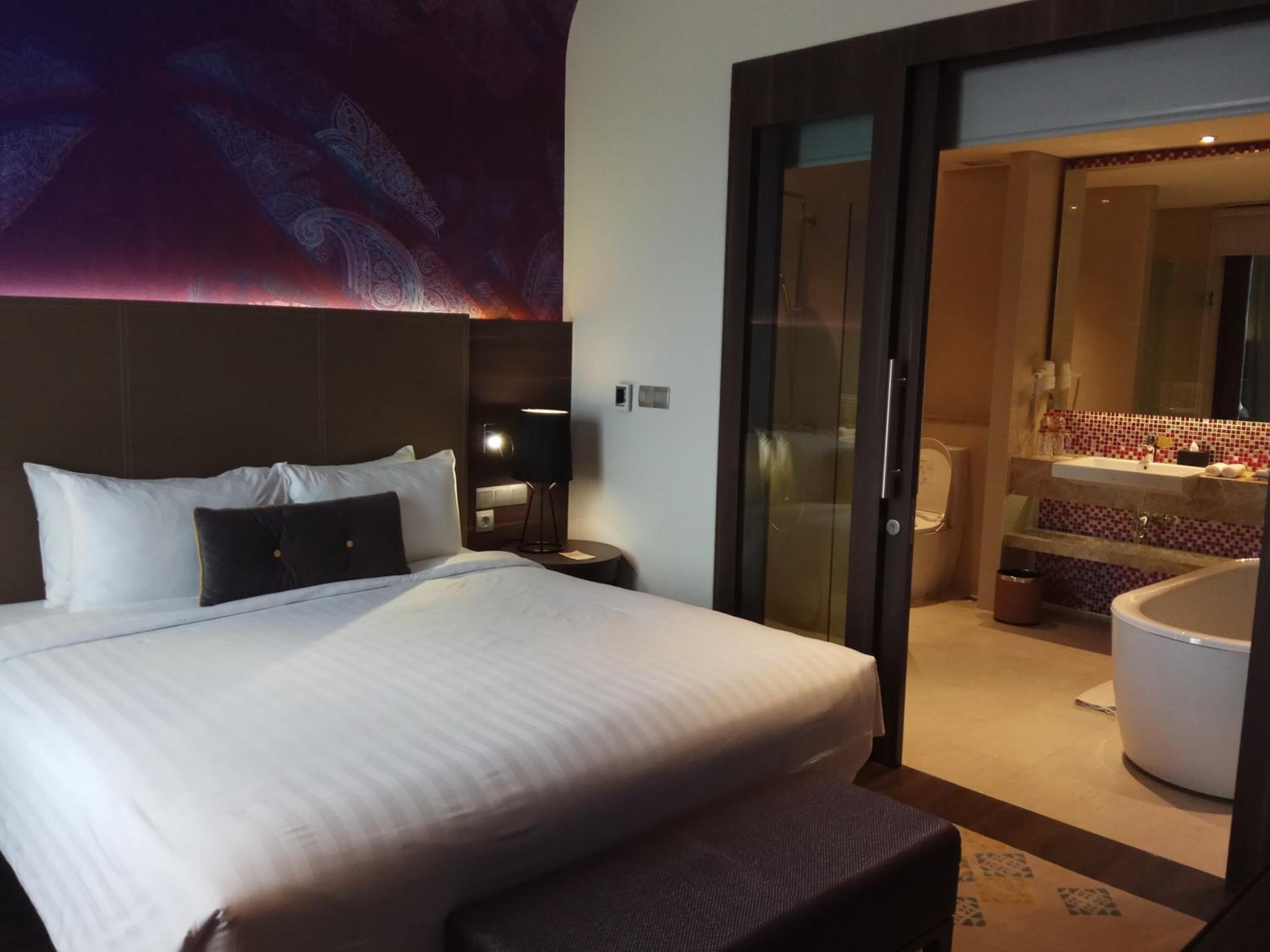 King Suite photo 2