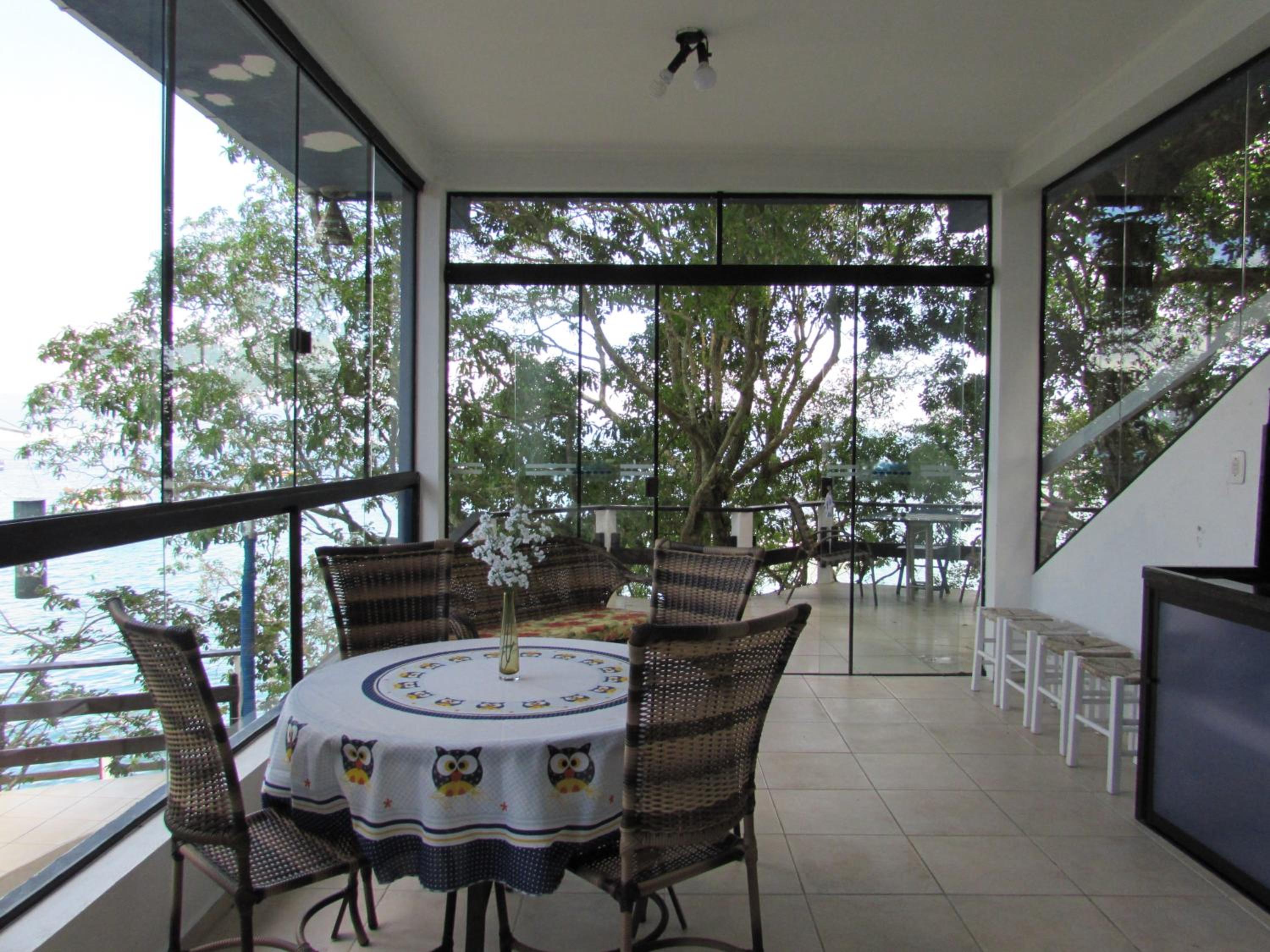 Suite (4 Adults) photo 3
