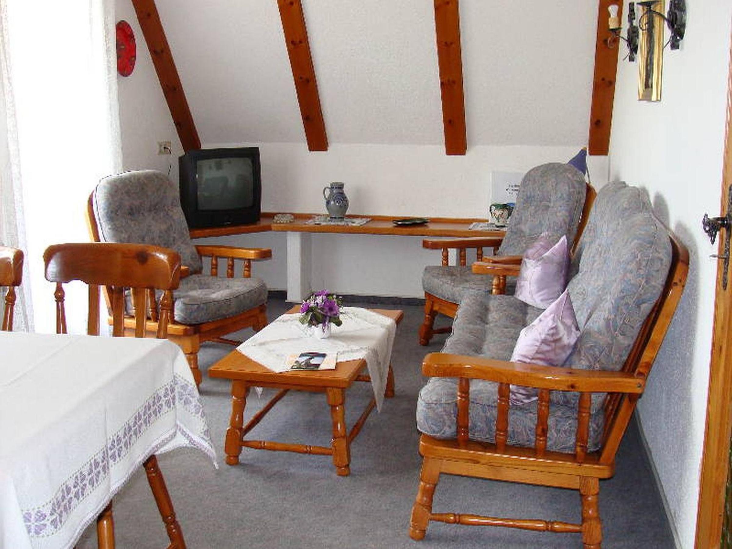 Two-Bedroom Deluxe Apartment with Garden View photo 1
