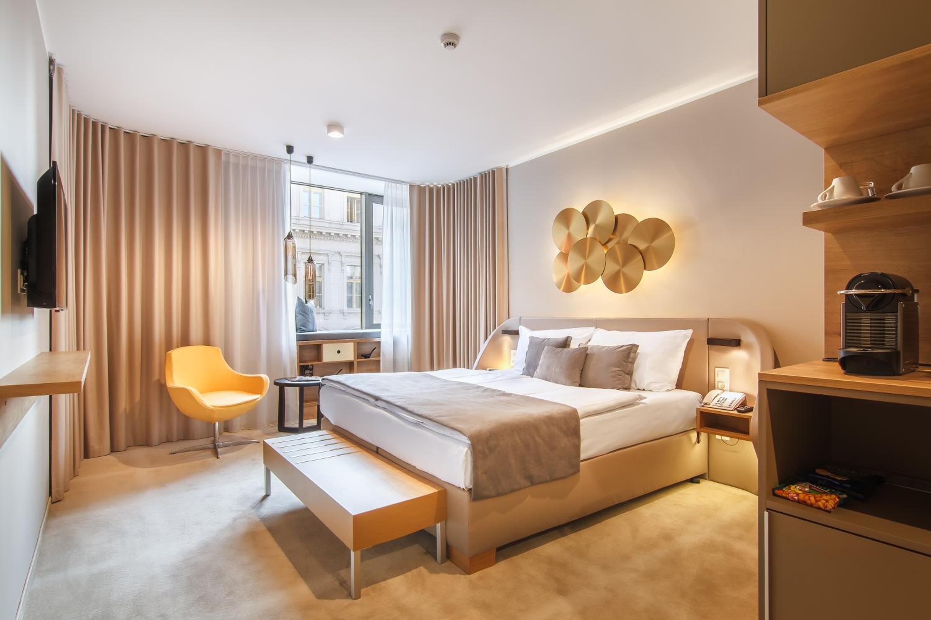 Superior Double or Twin Room - Photo 3