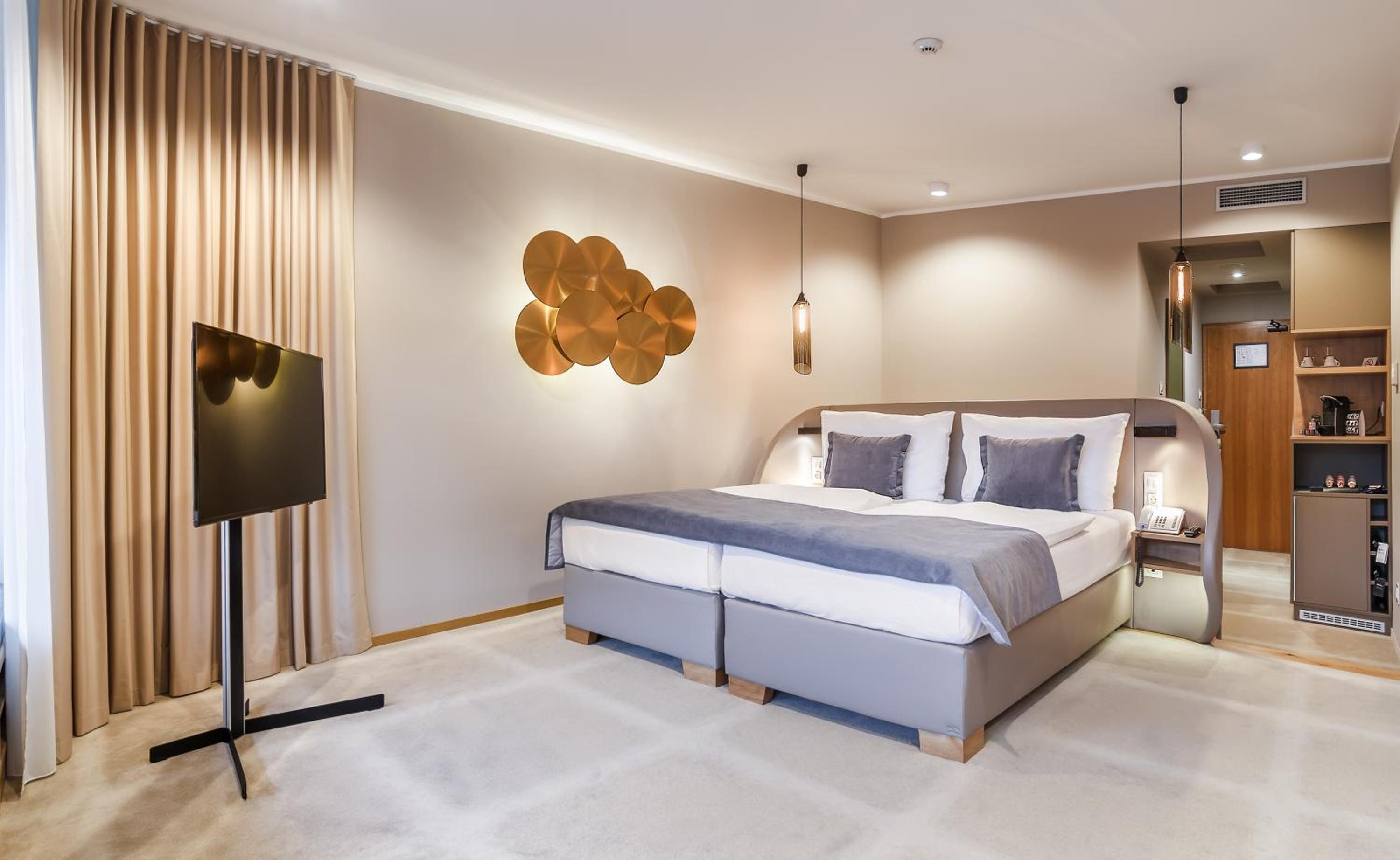 Superior Double or Twin Room - Photo 6