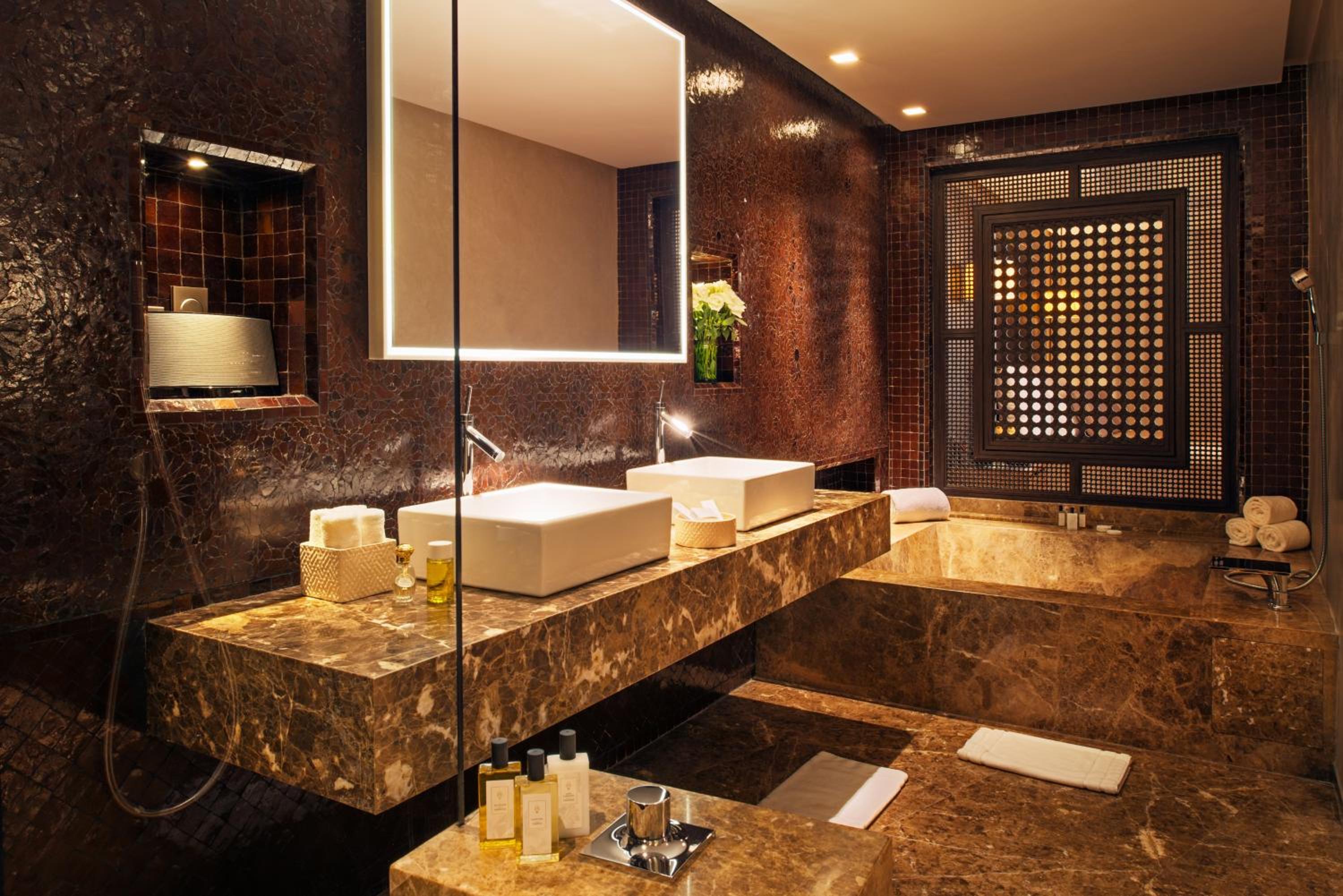 Deluxe Suite (Non Smoking) photo 3