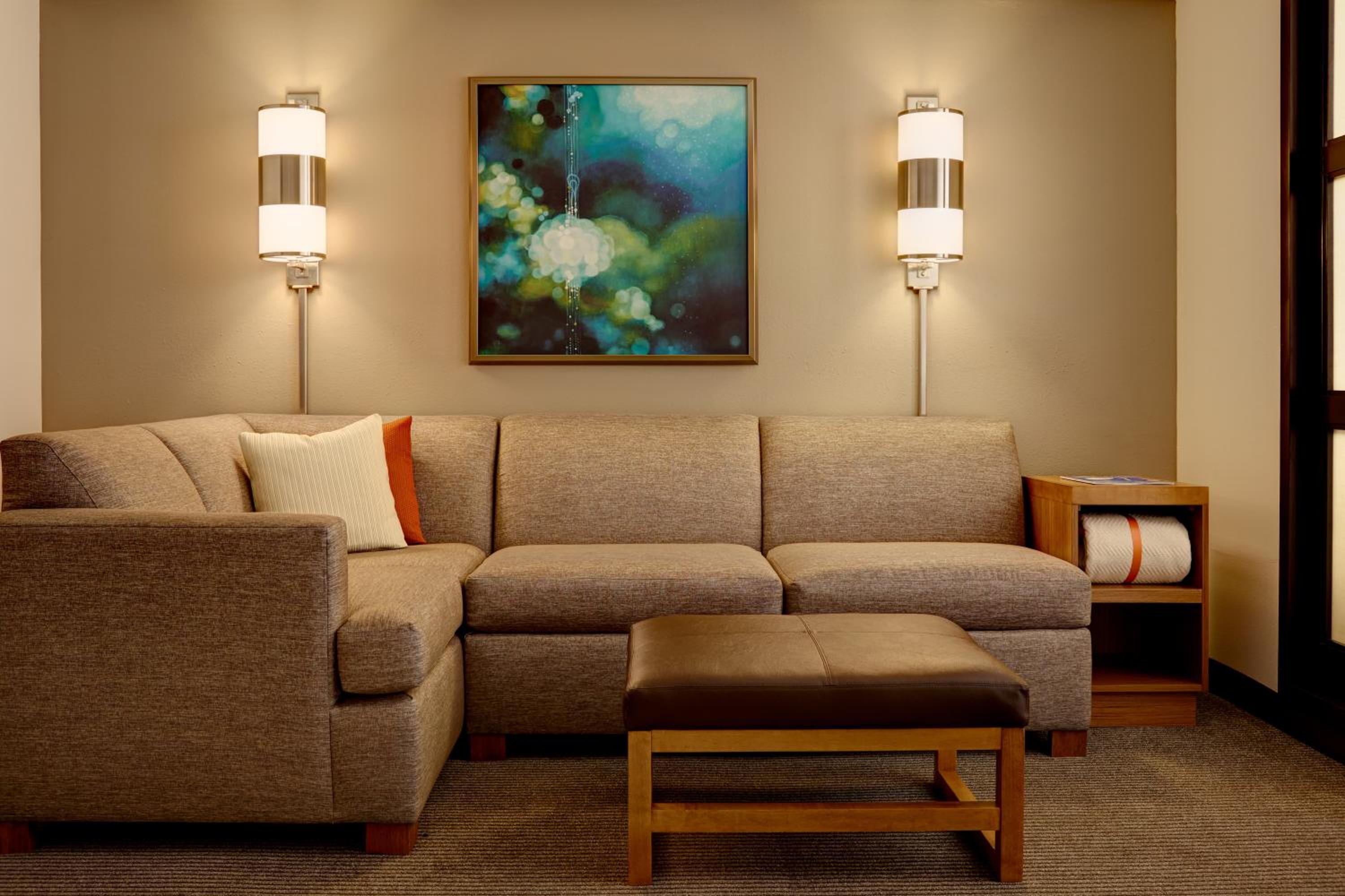 King Room with Sofa Bed - High Floor - Photo 2