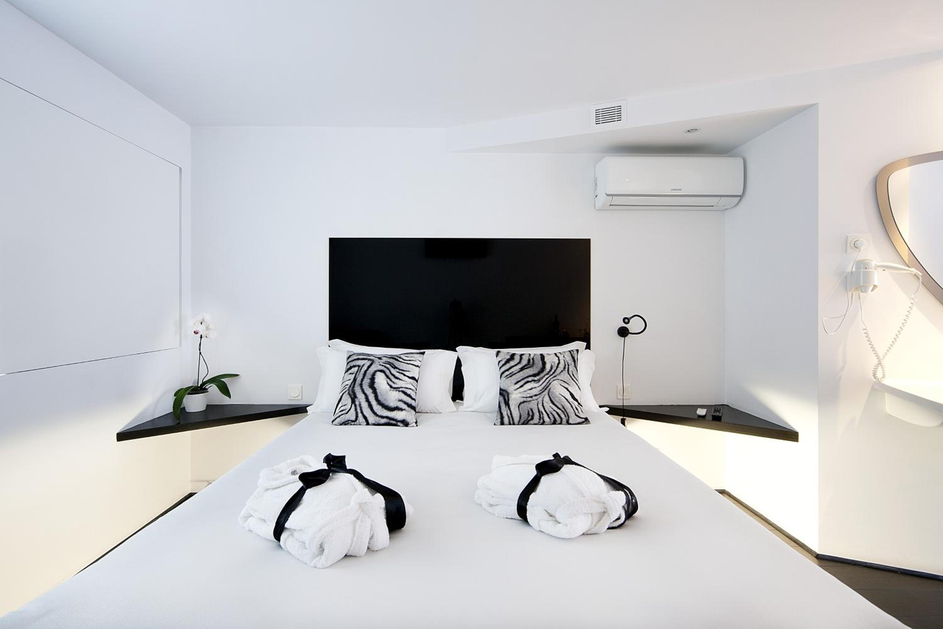 Standard Double Room photo 2