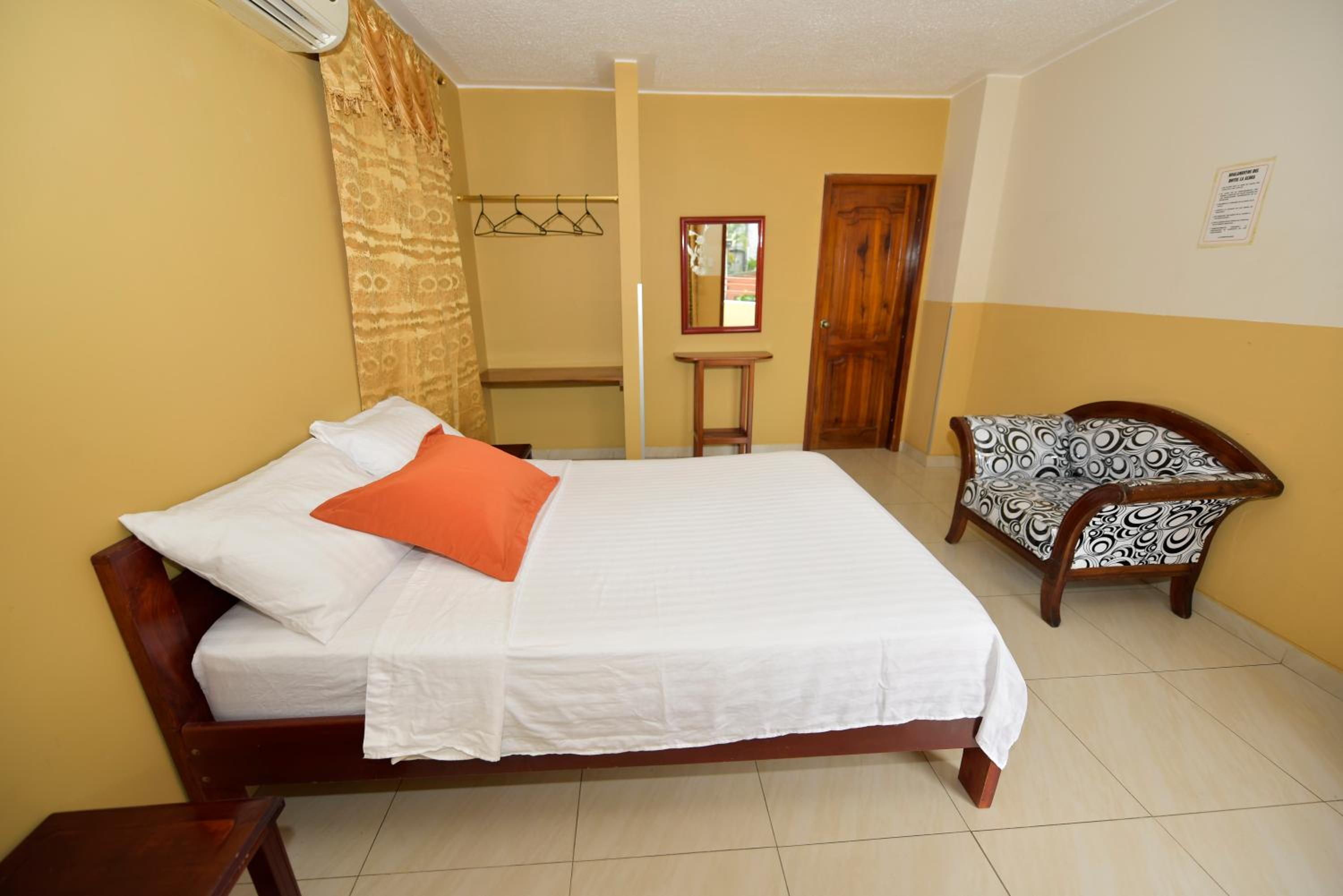 Standard Double Suite