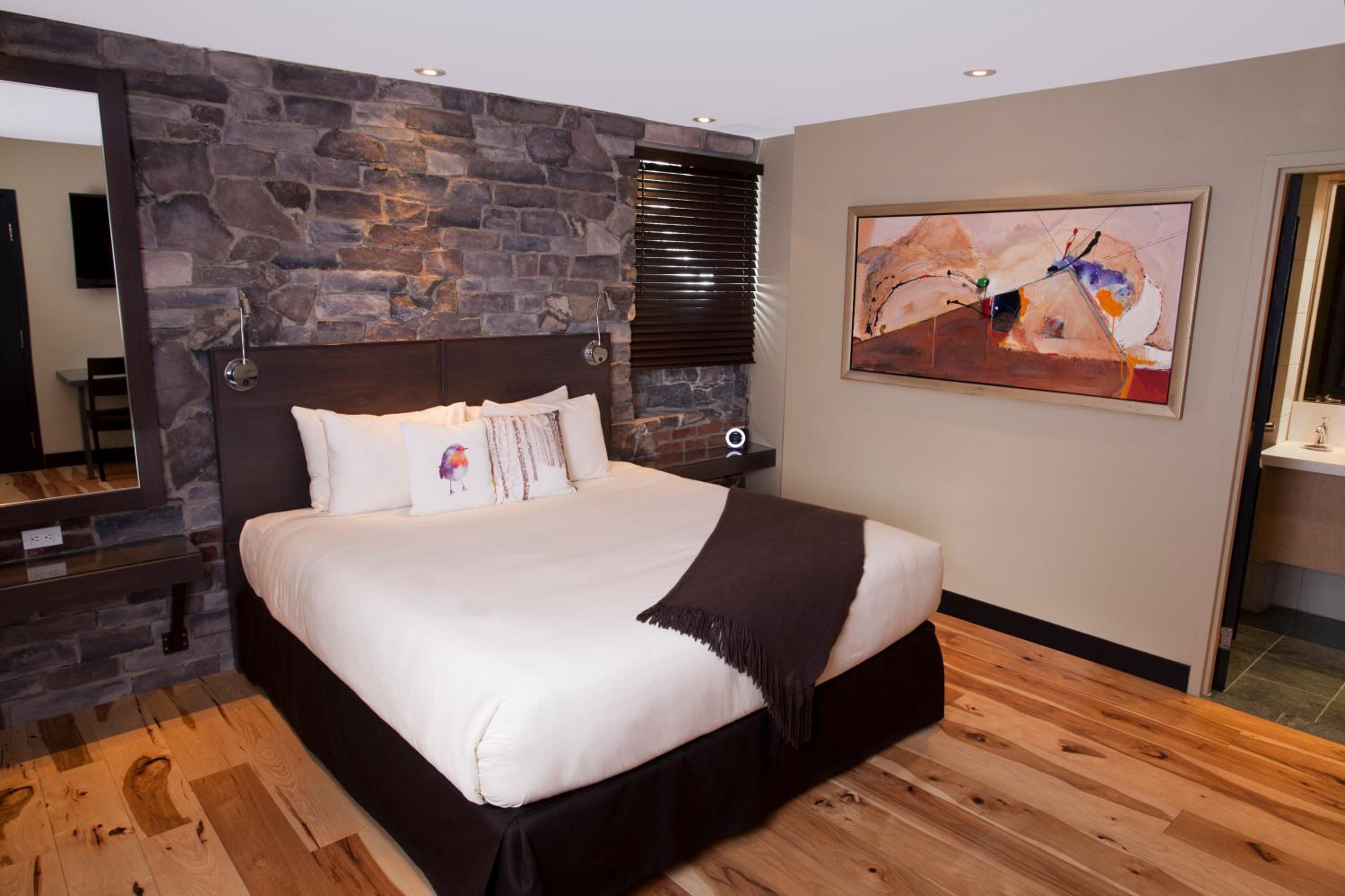 Superior King Room - Photo 5