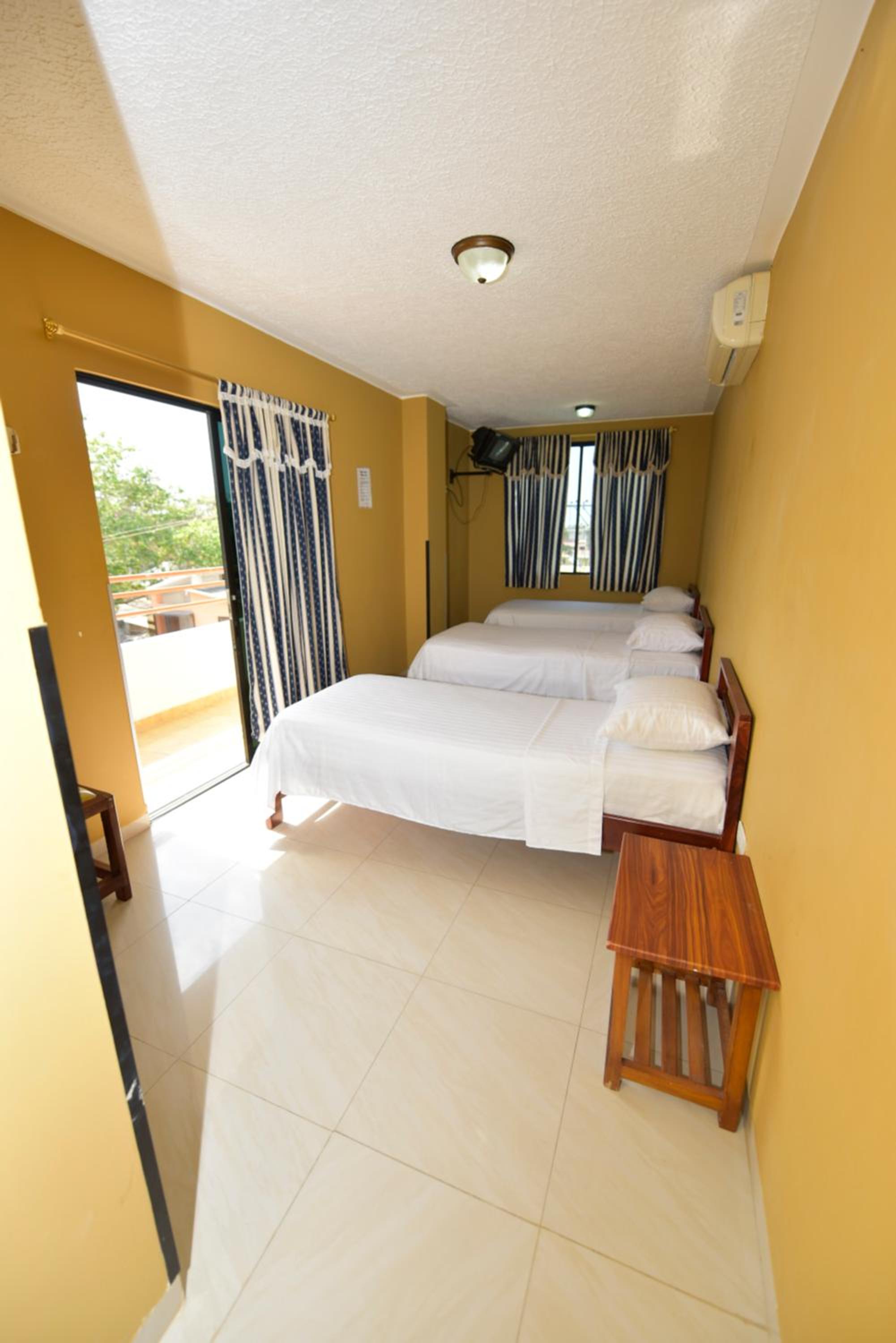 Apartment photo 3