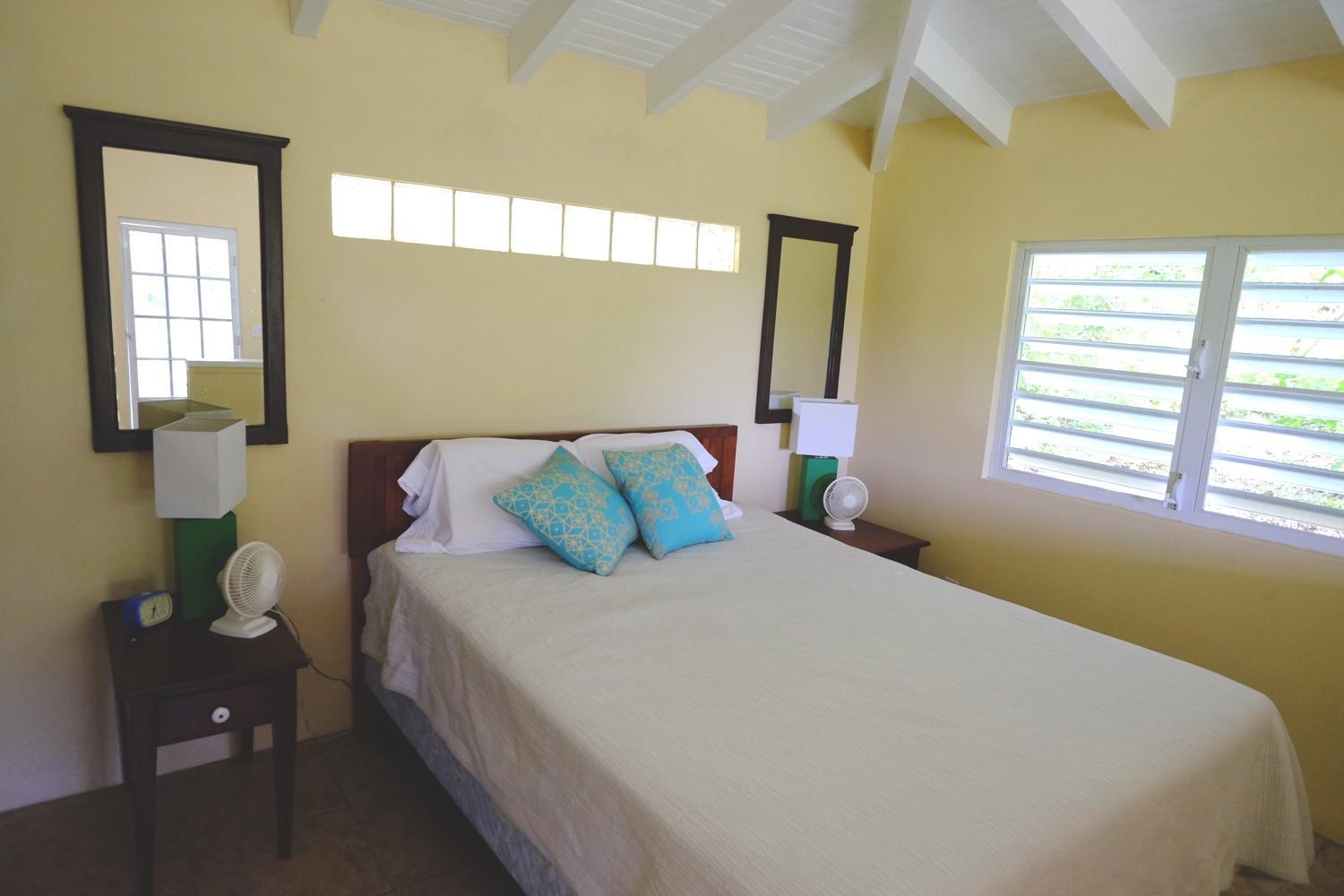 One-Bedroom House photo 3