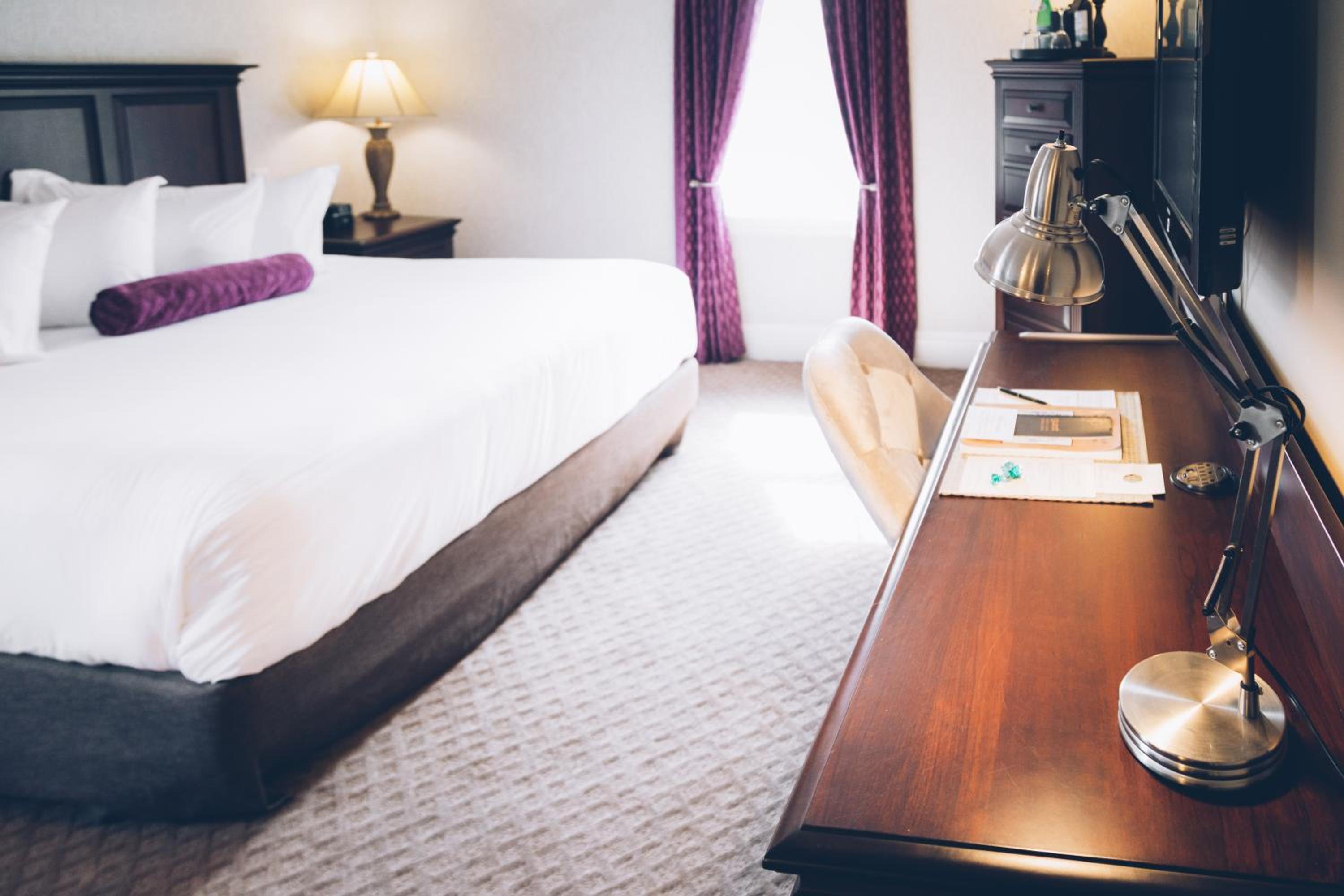 King Room - Non-Smoking photo 3