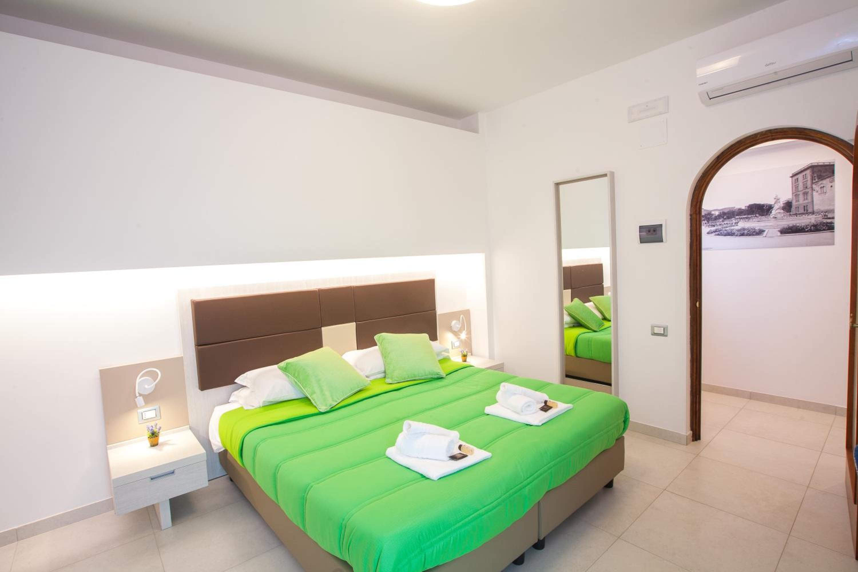Superior Double or Twin Room with Garden View photo 2