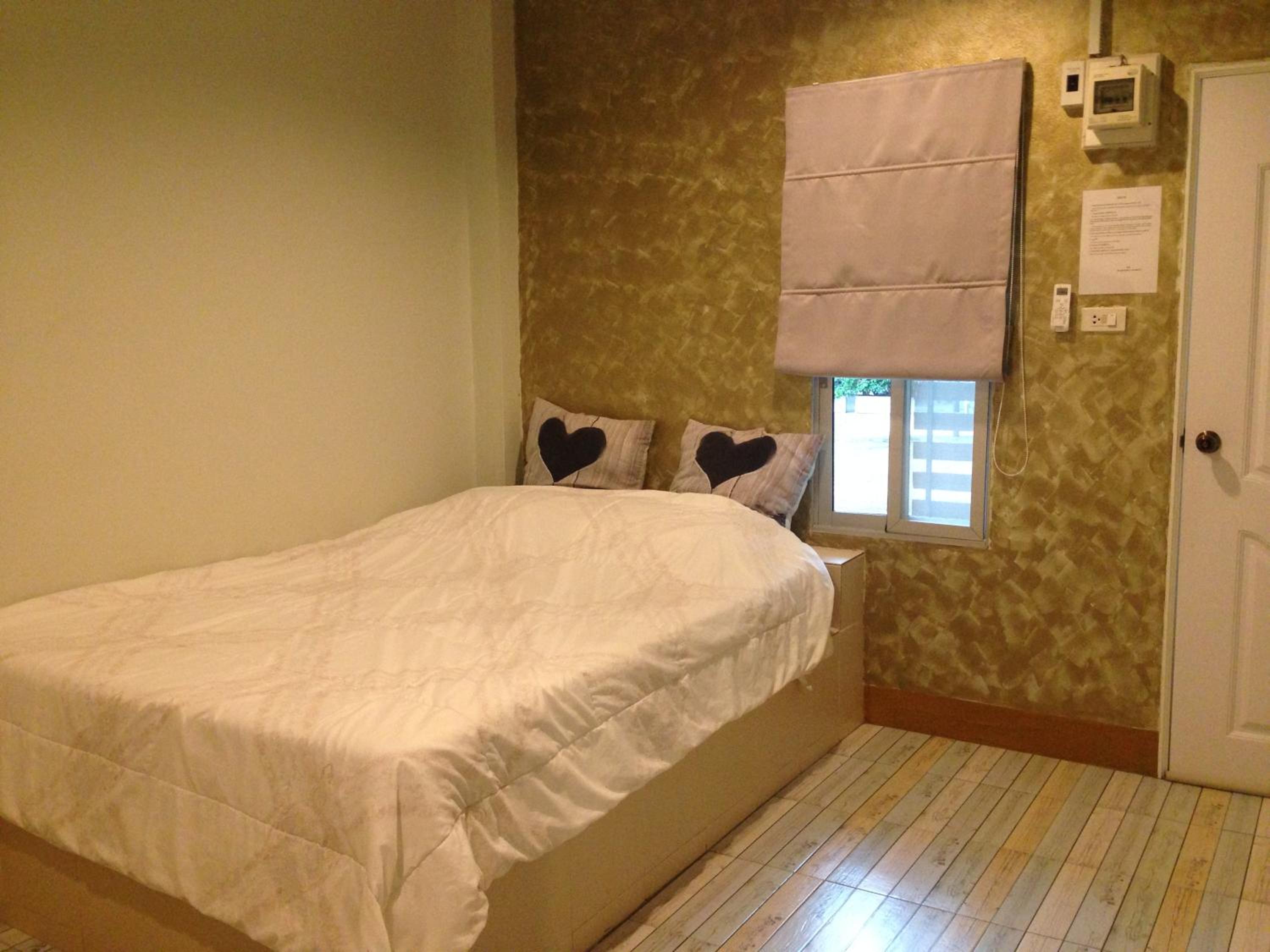 Deluxe Double Room (2 Adults + 1 Child) photo 1