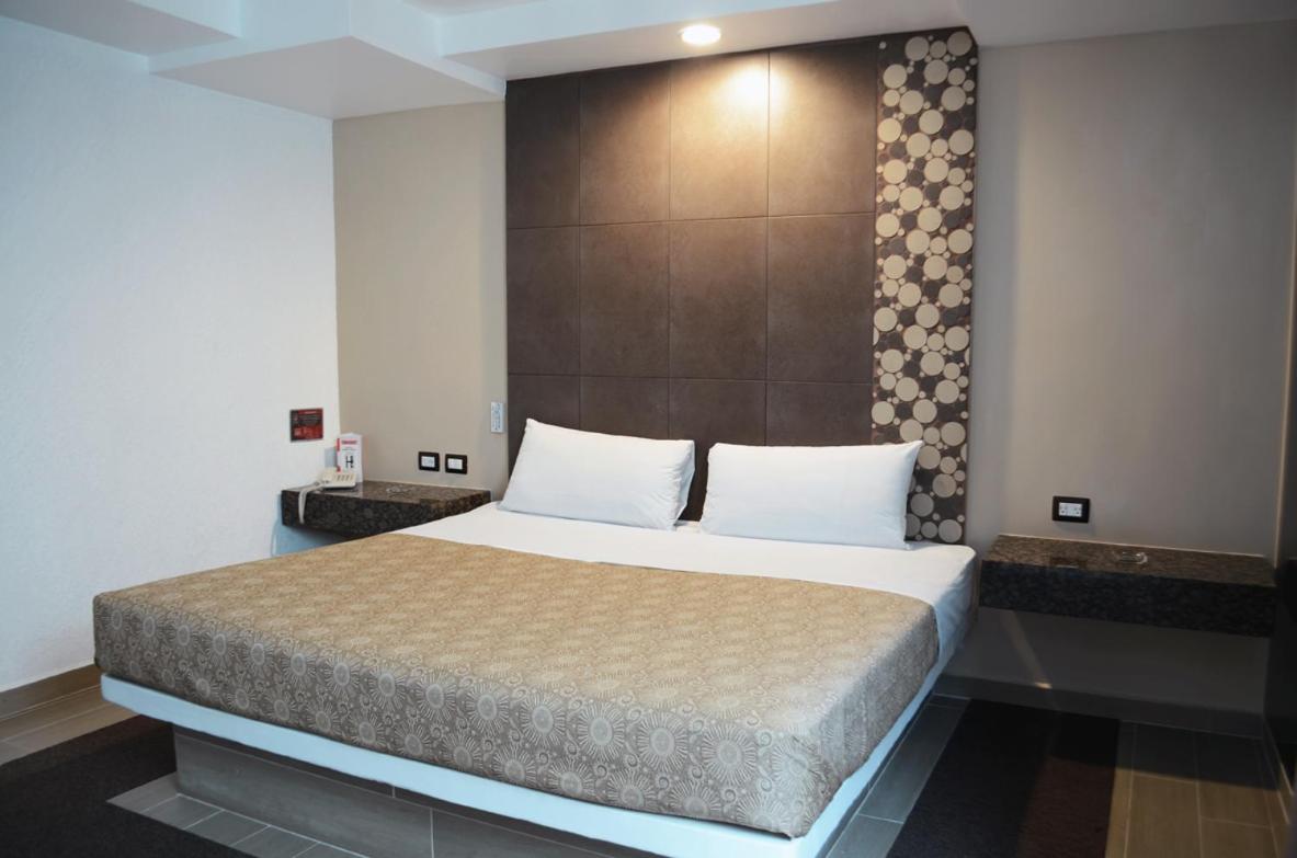 Superior King Room photo 3