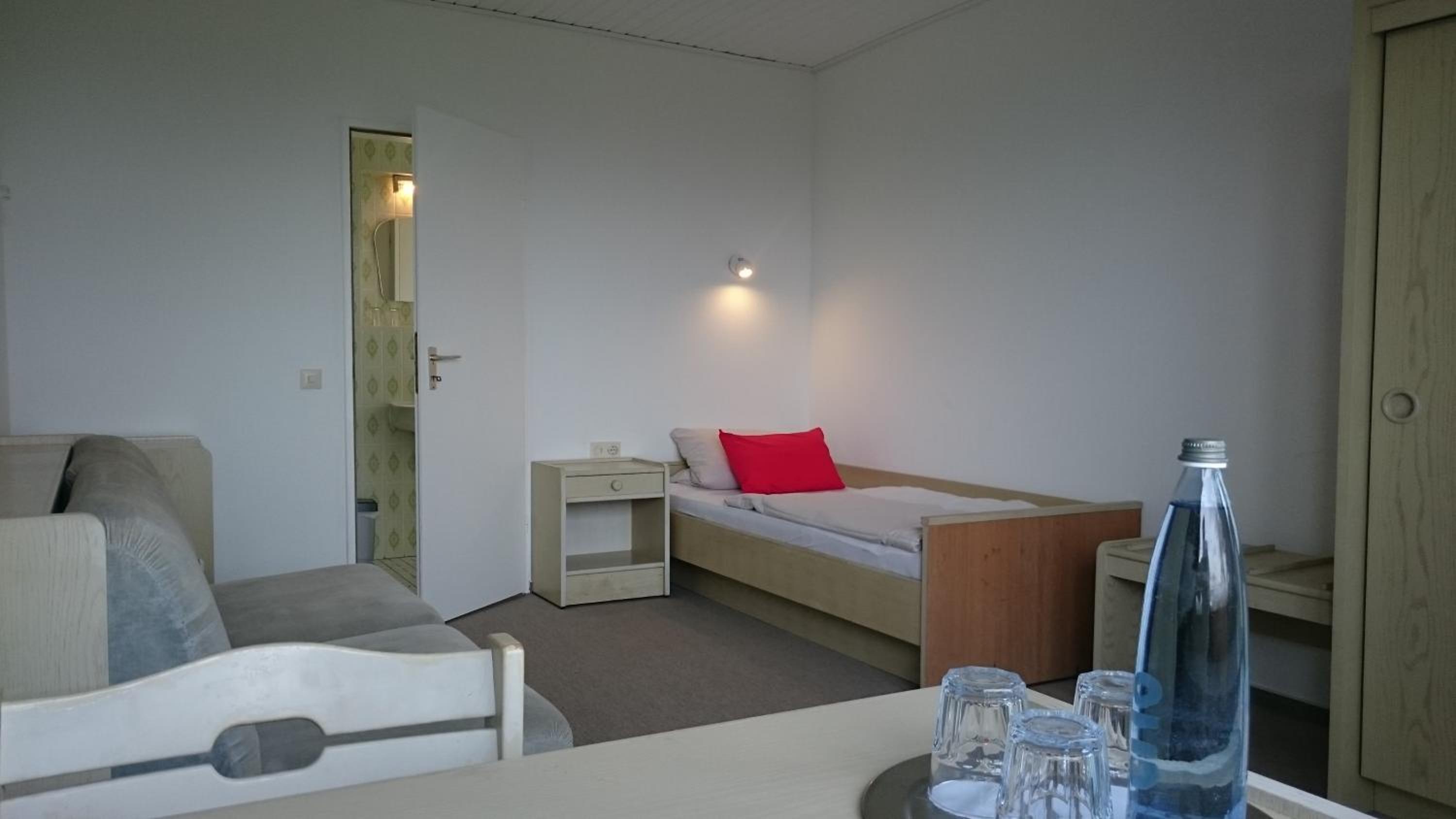 Economy Single Room photo 2